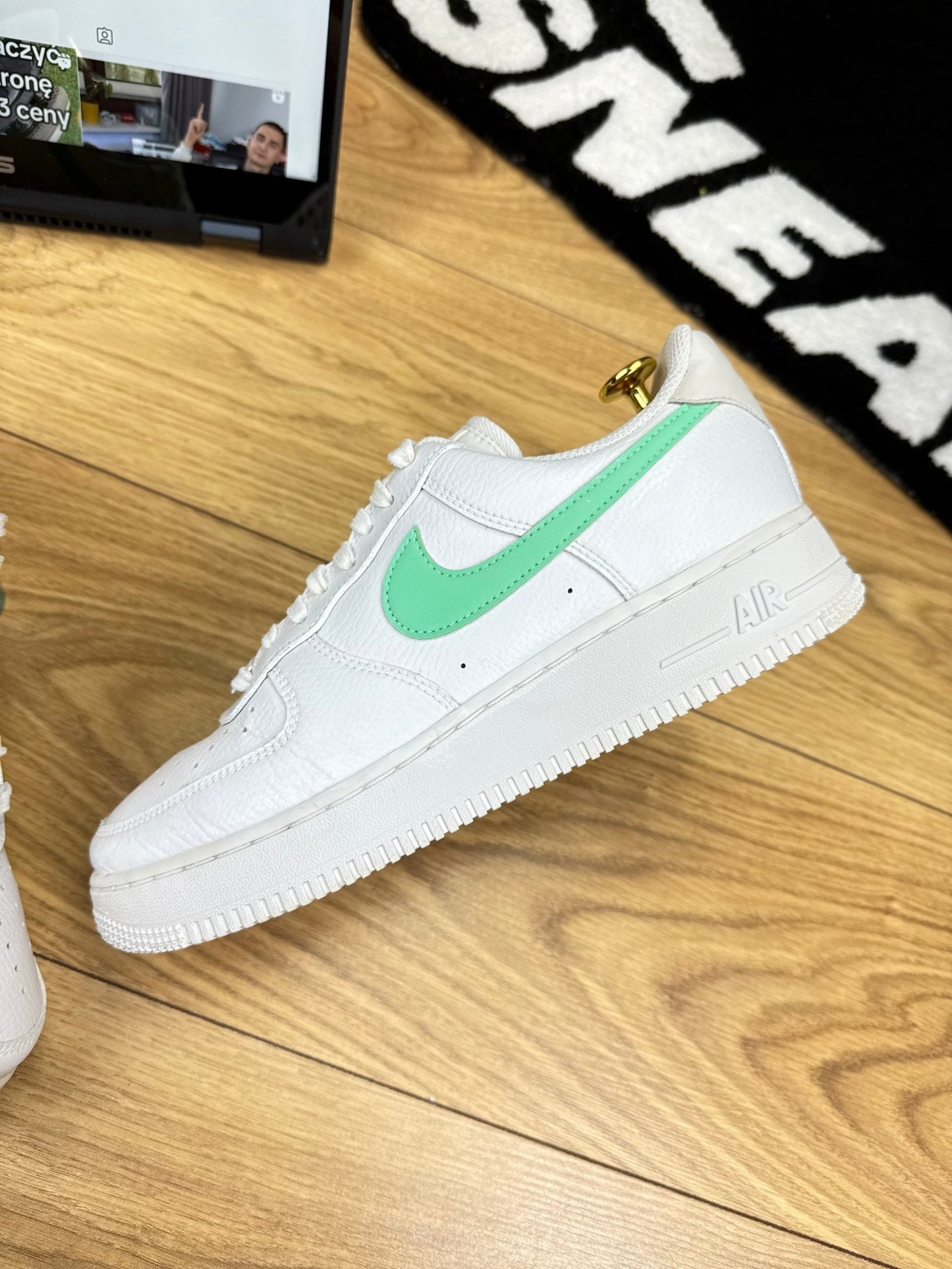 Nike Air Force 1 Low (40.5)
