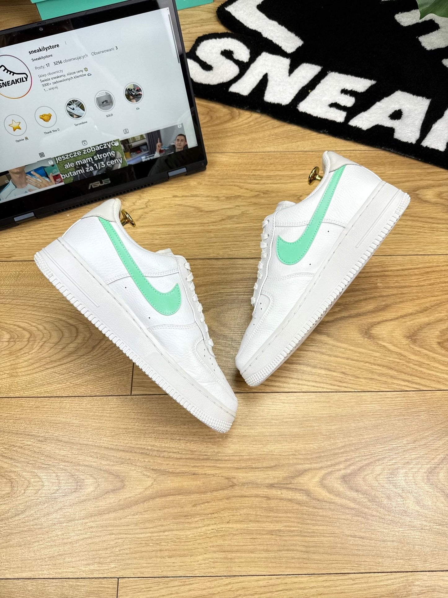 Nike Air Force 1 Low (40.5)
