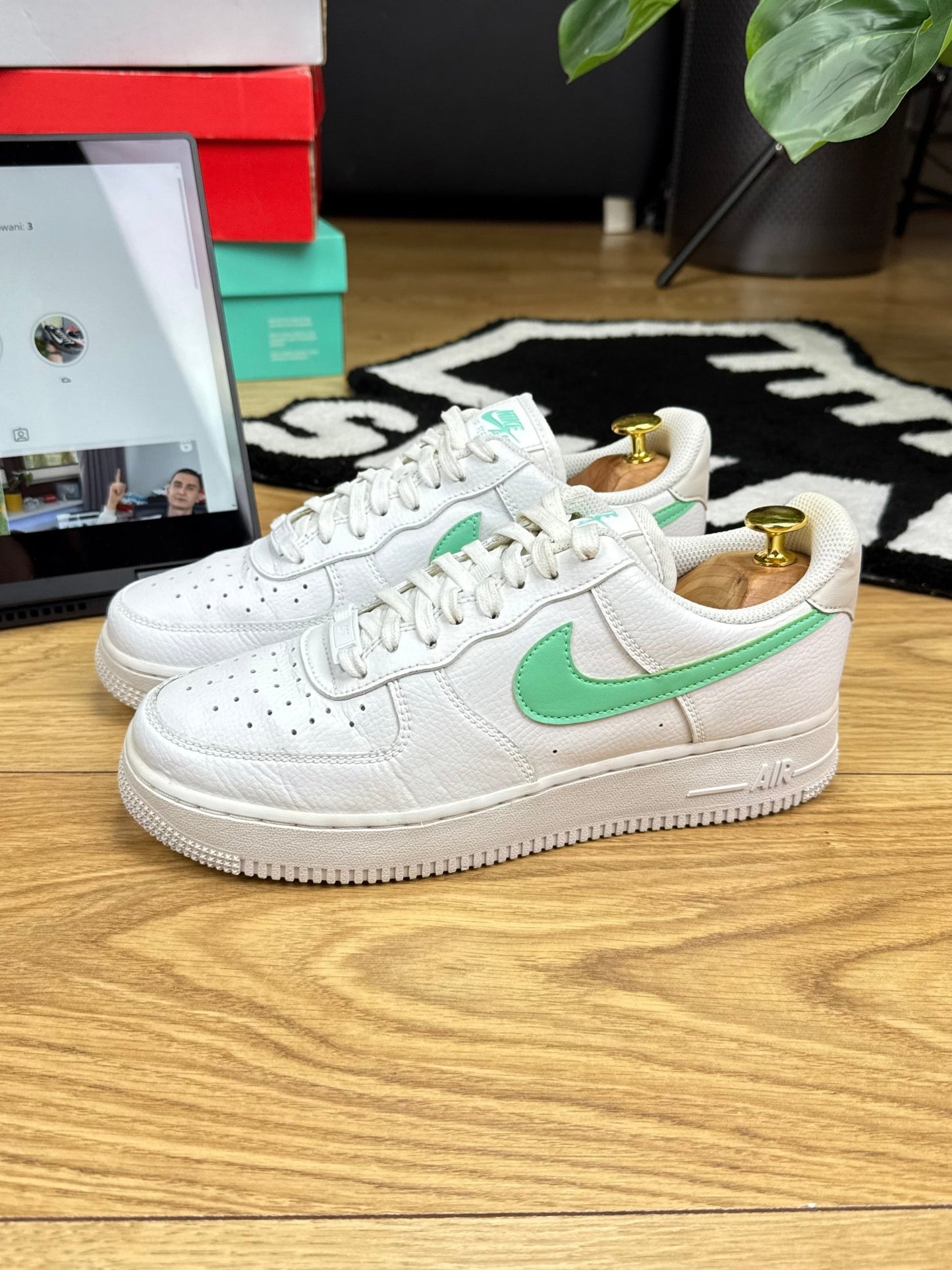 Nike Air Force 1 Low (40.5)
