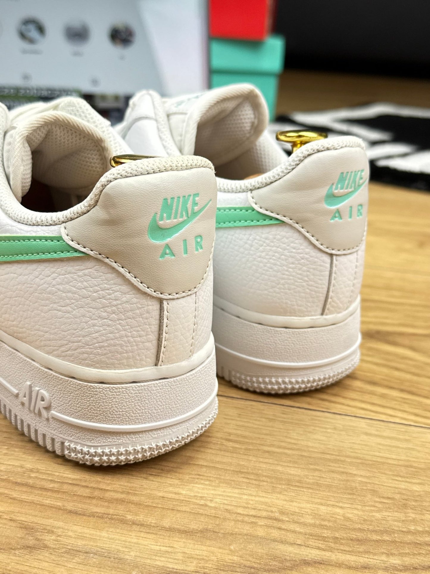 Nike Air Force 1 Low (40.5)