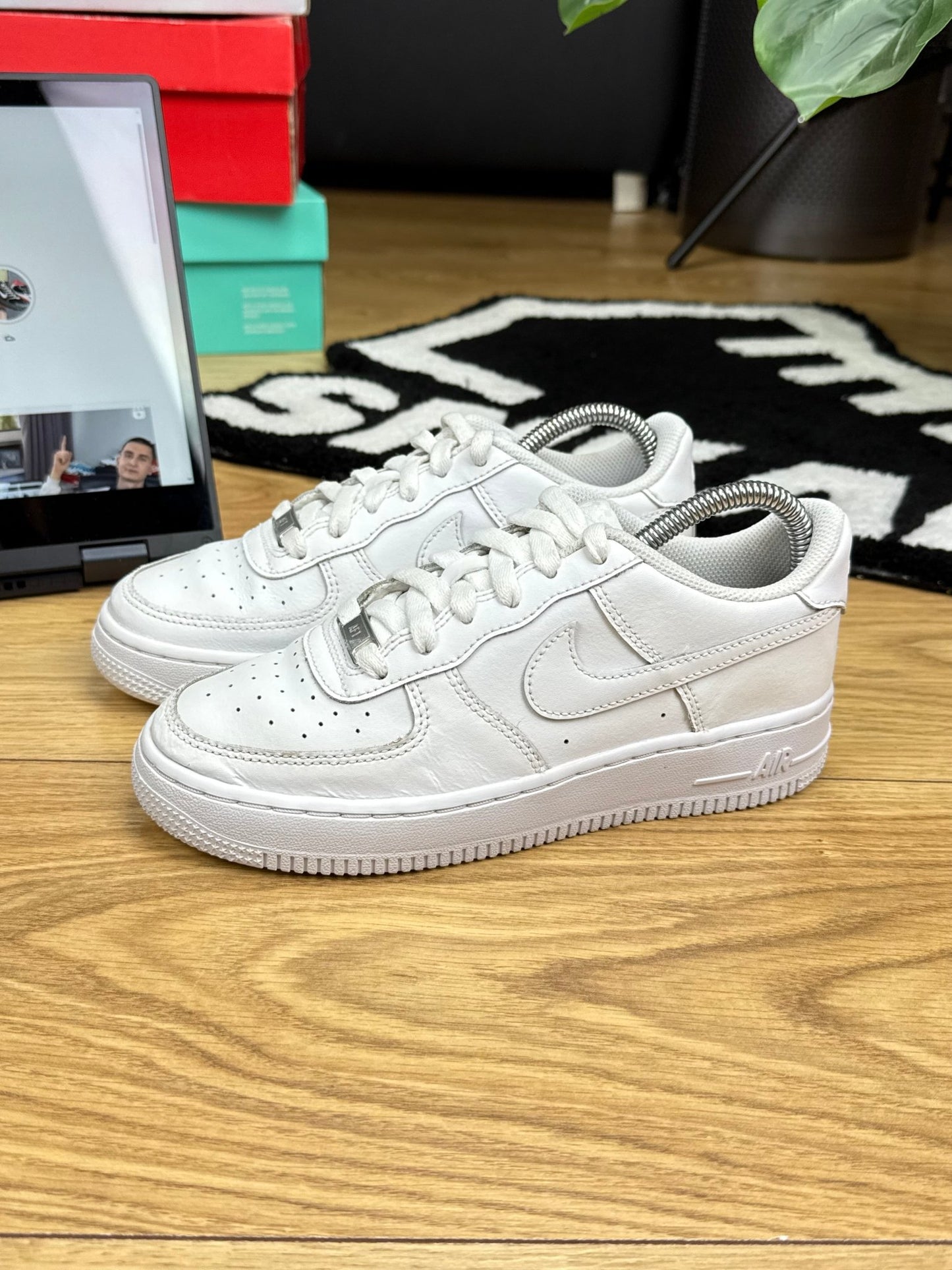 Nike Air Force 1 Low (36.5)