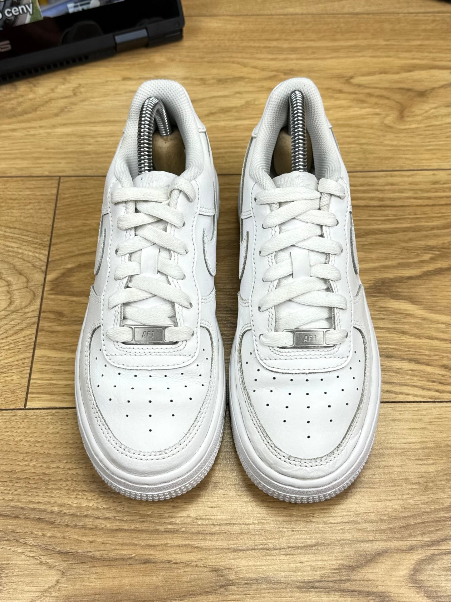 Nike Air Force 1 Low (36.5)