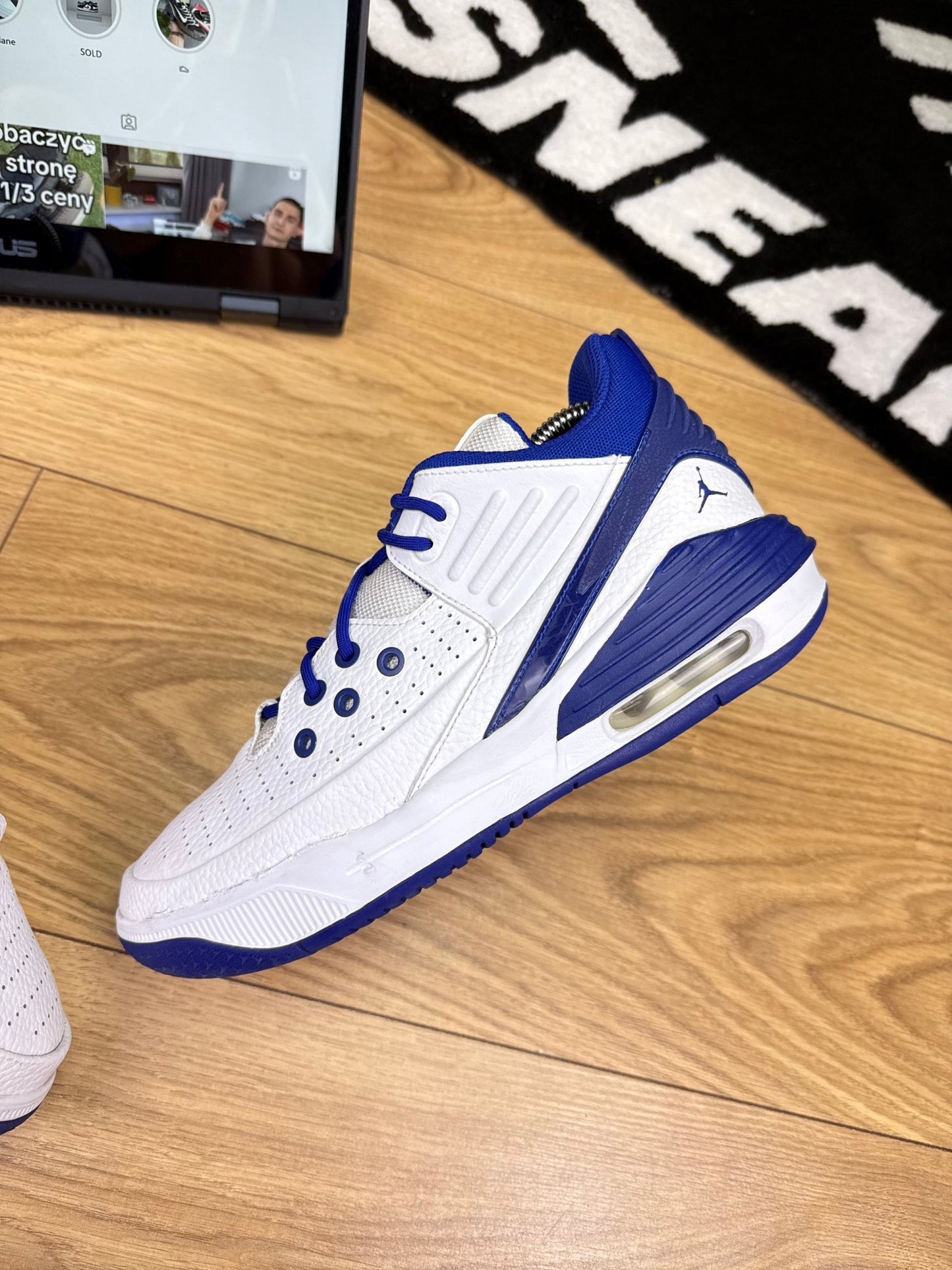 Nike Air Jordan Max Aura 5 (40)