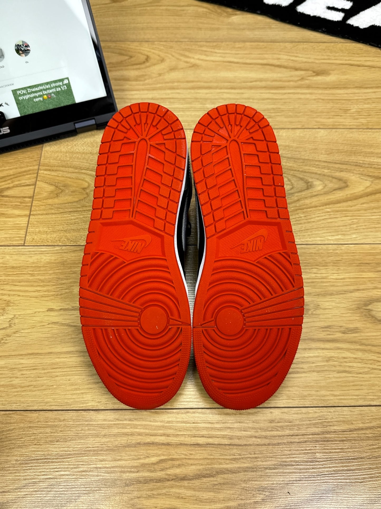 Nike Air Jordan 1 Mid (44)