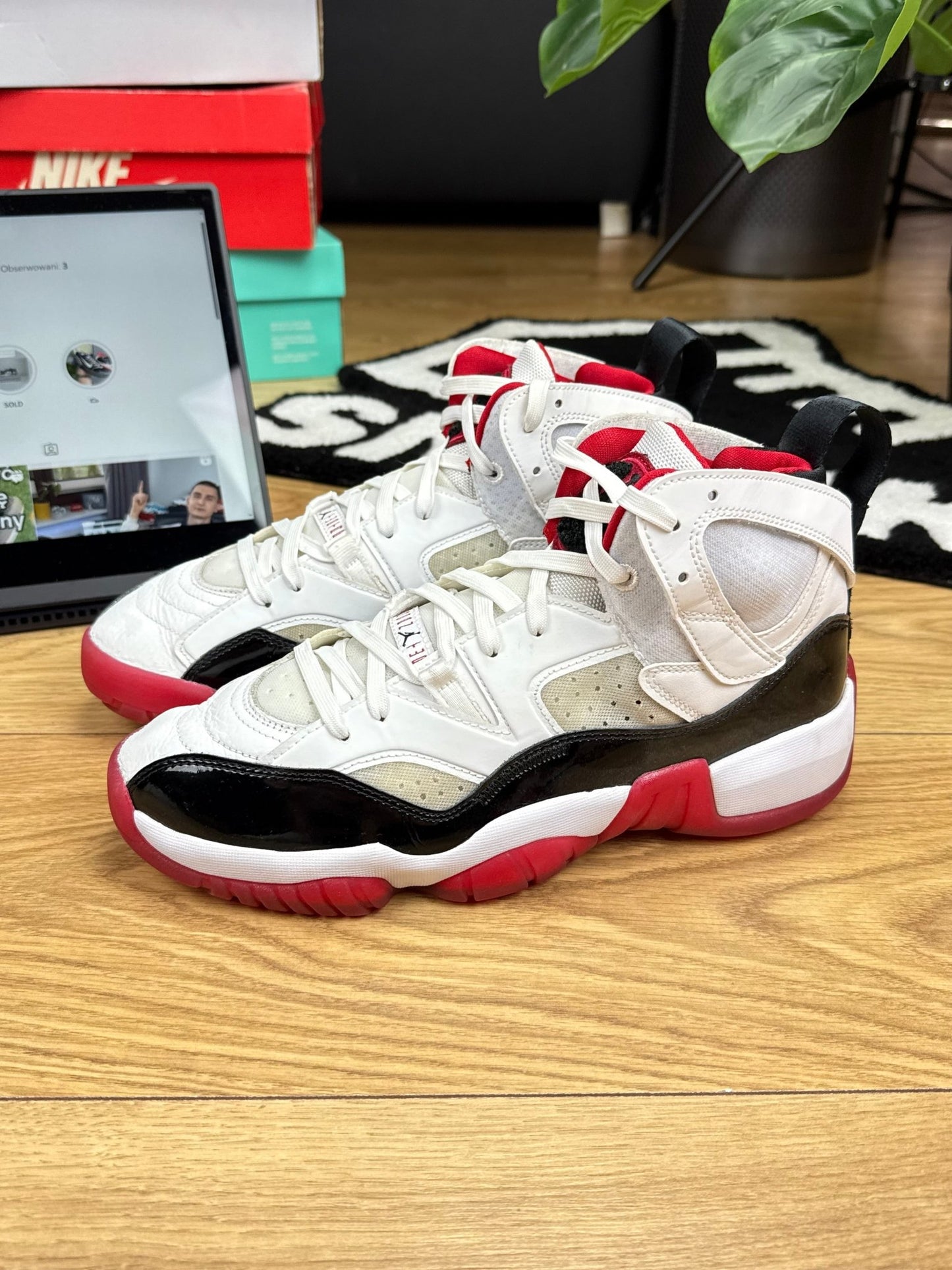 Nike Air Jordan Jumpman Two Trey (42.5)