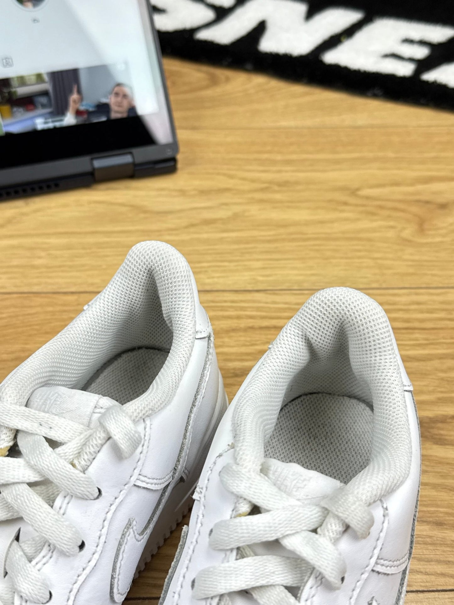 Nike Air Force 1 Low (38.5)