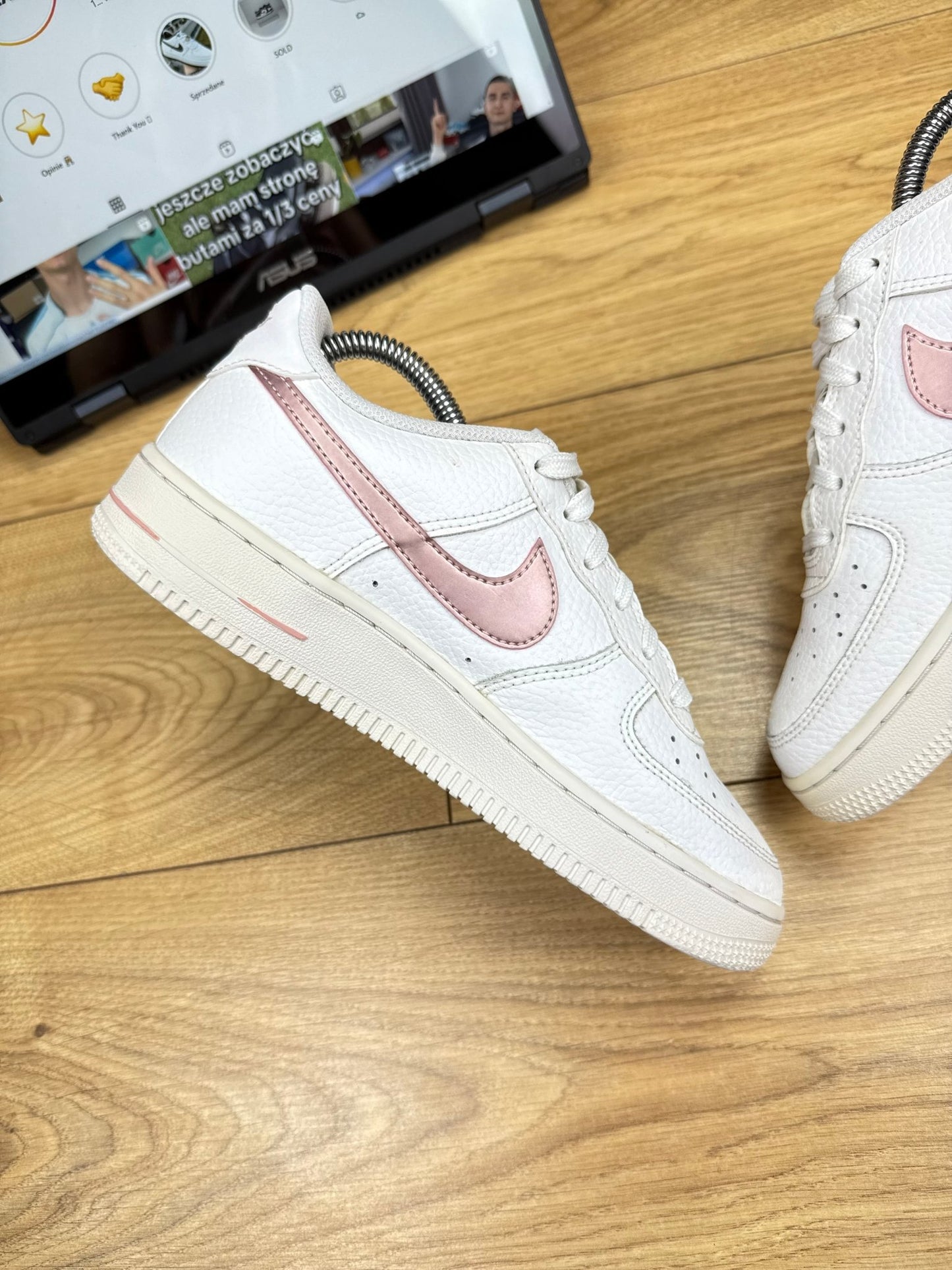 Nike Air Force 1 Low (37.5)