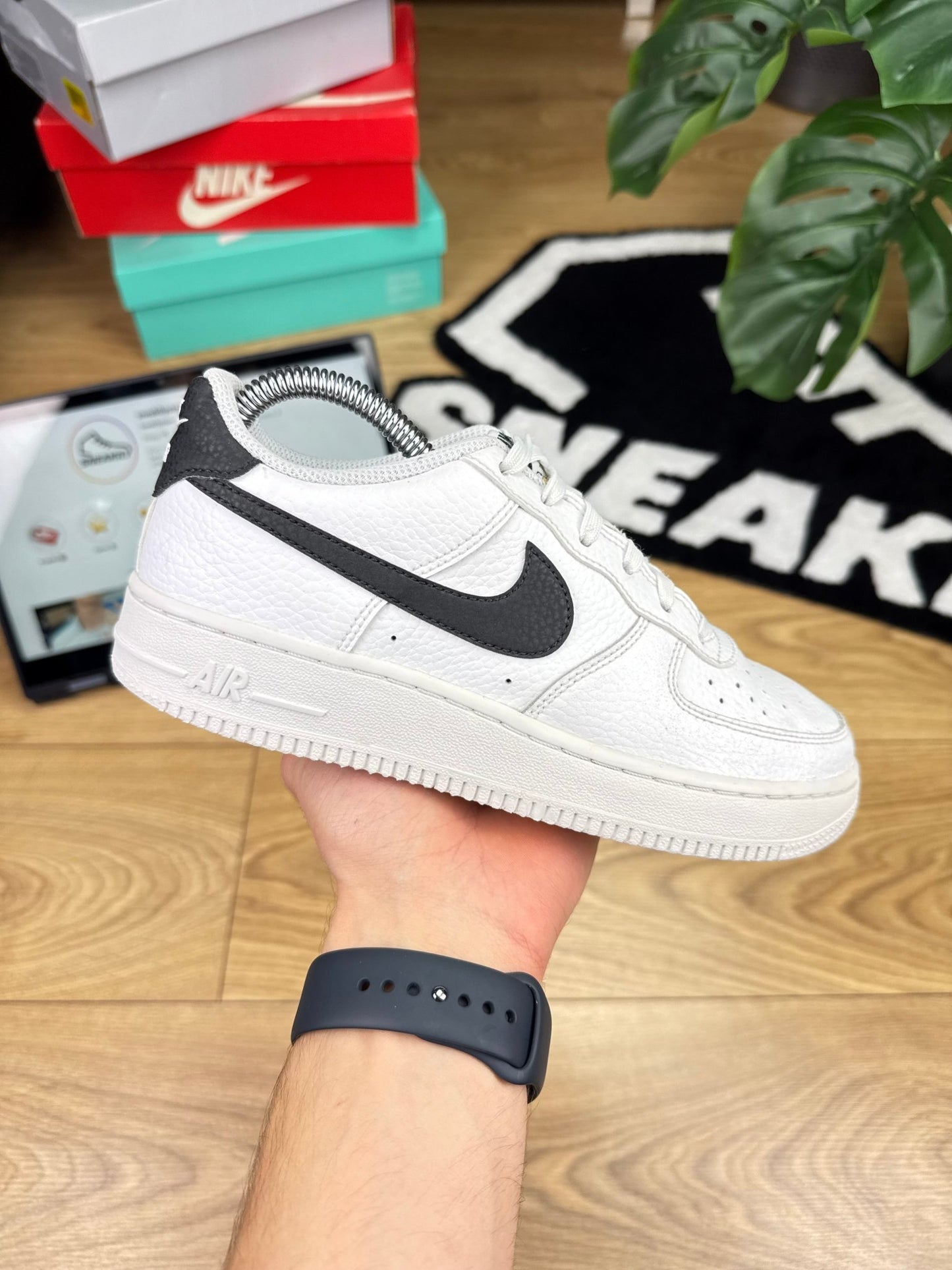 Nike Air Force 1 Low (36.5)