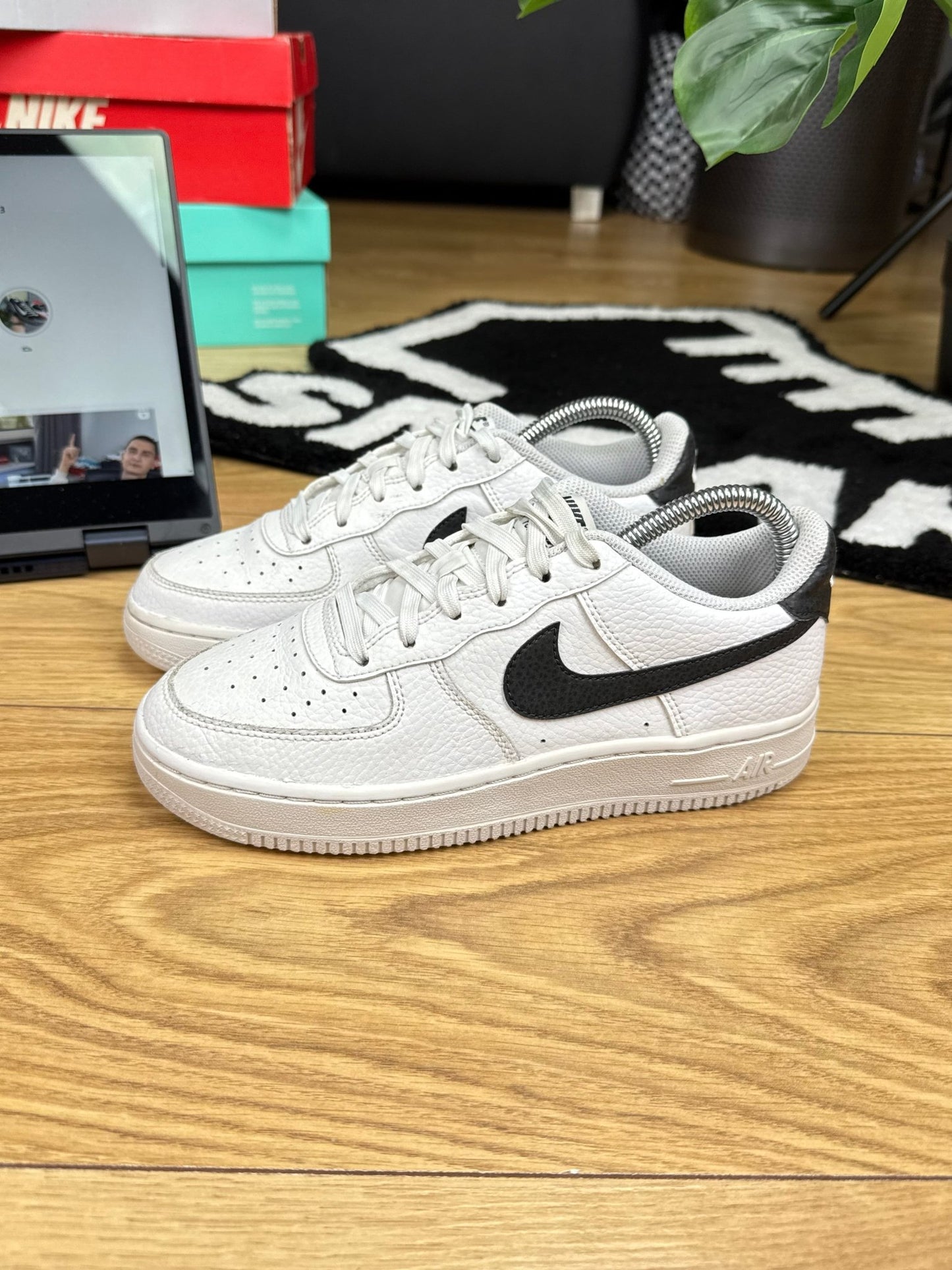 Nike Air Force 1 Low (36.5)
