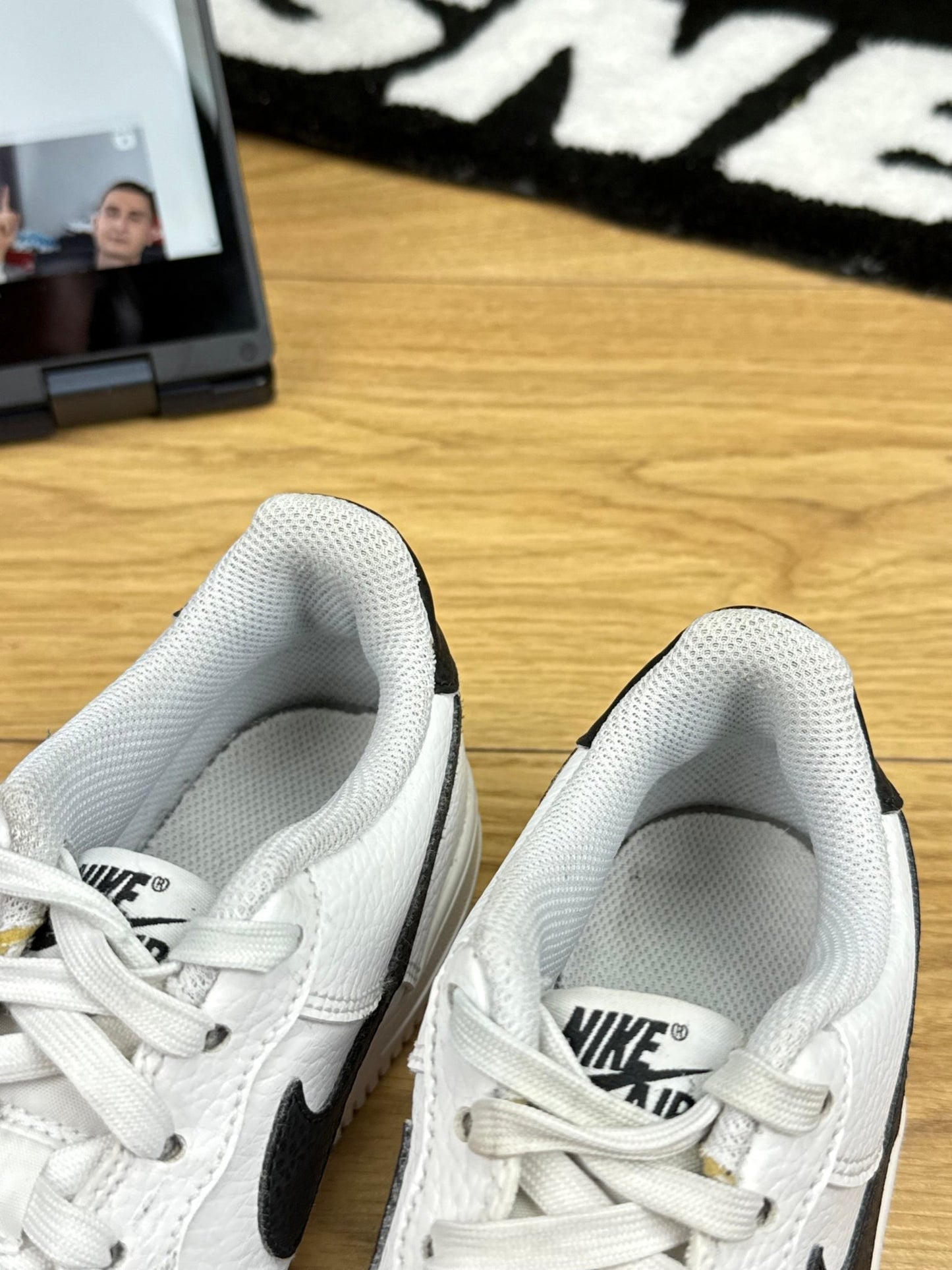 Nike Air Force 1 Low (36.5)
