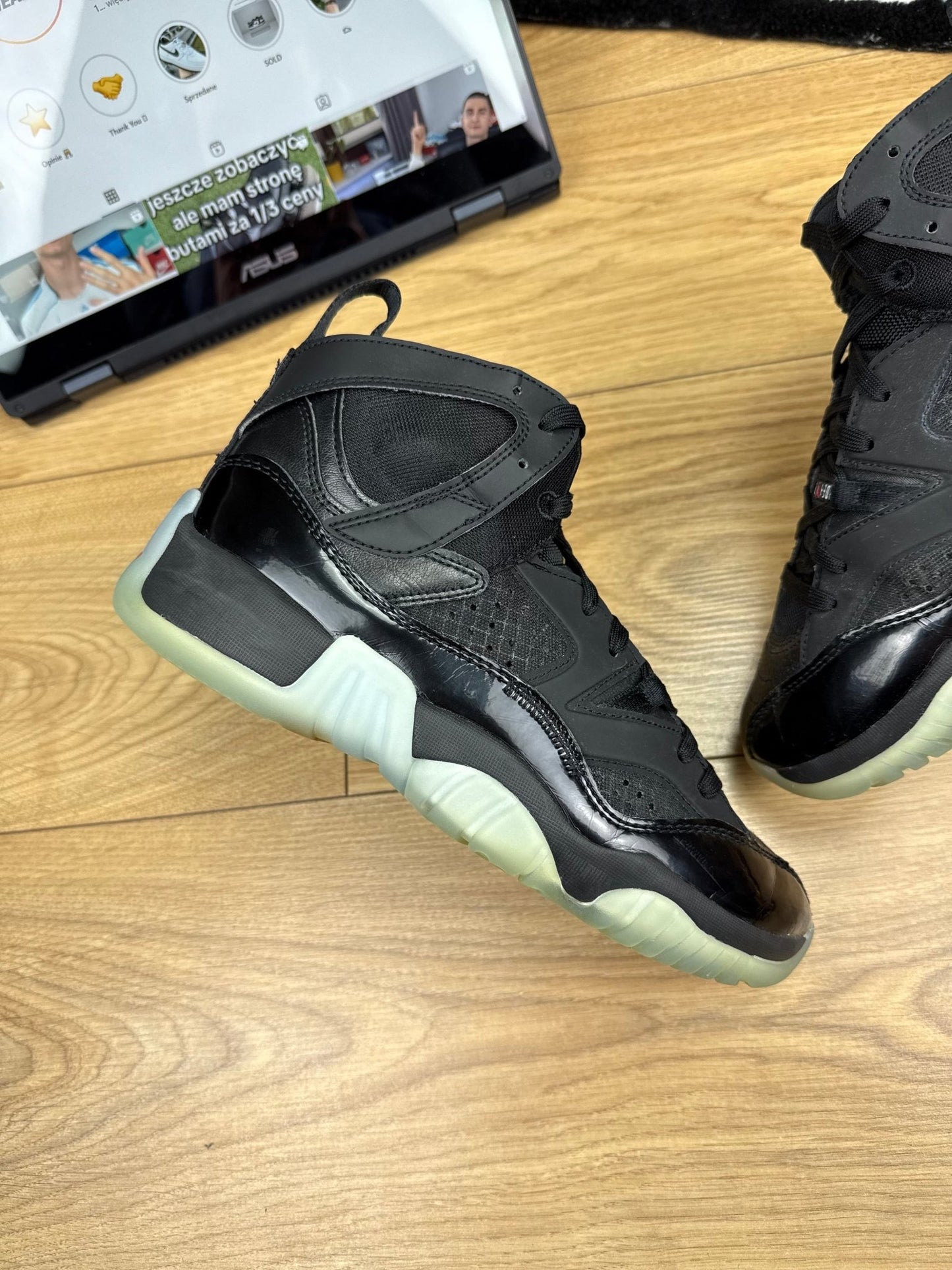 Nike Air Jordan Jumpman Two Trey (40)