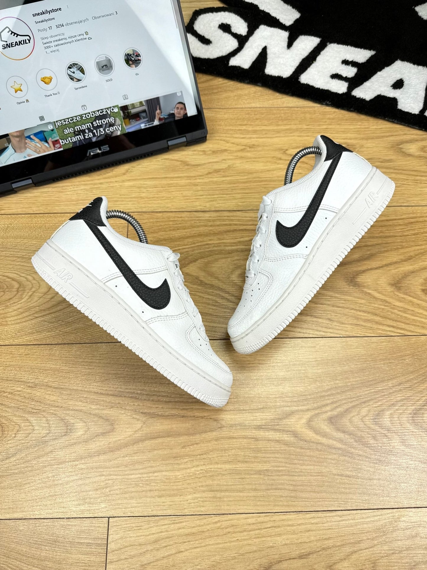Nike Air Force 1 Low (37.5)
