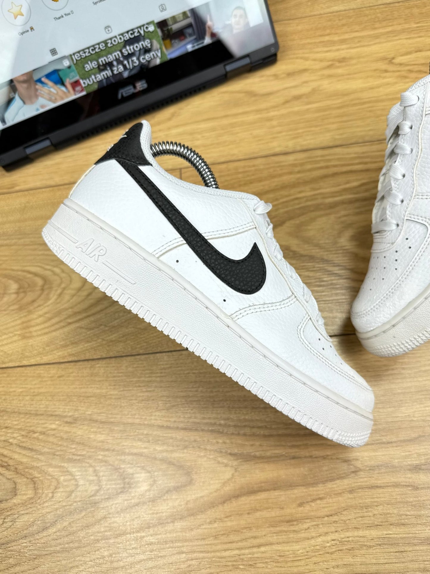 Nike Air Force 1 Low (37.5)