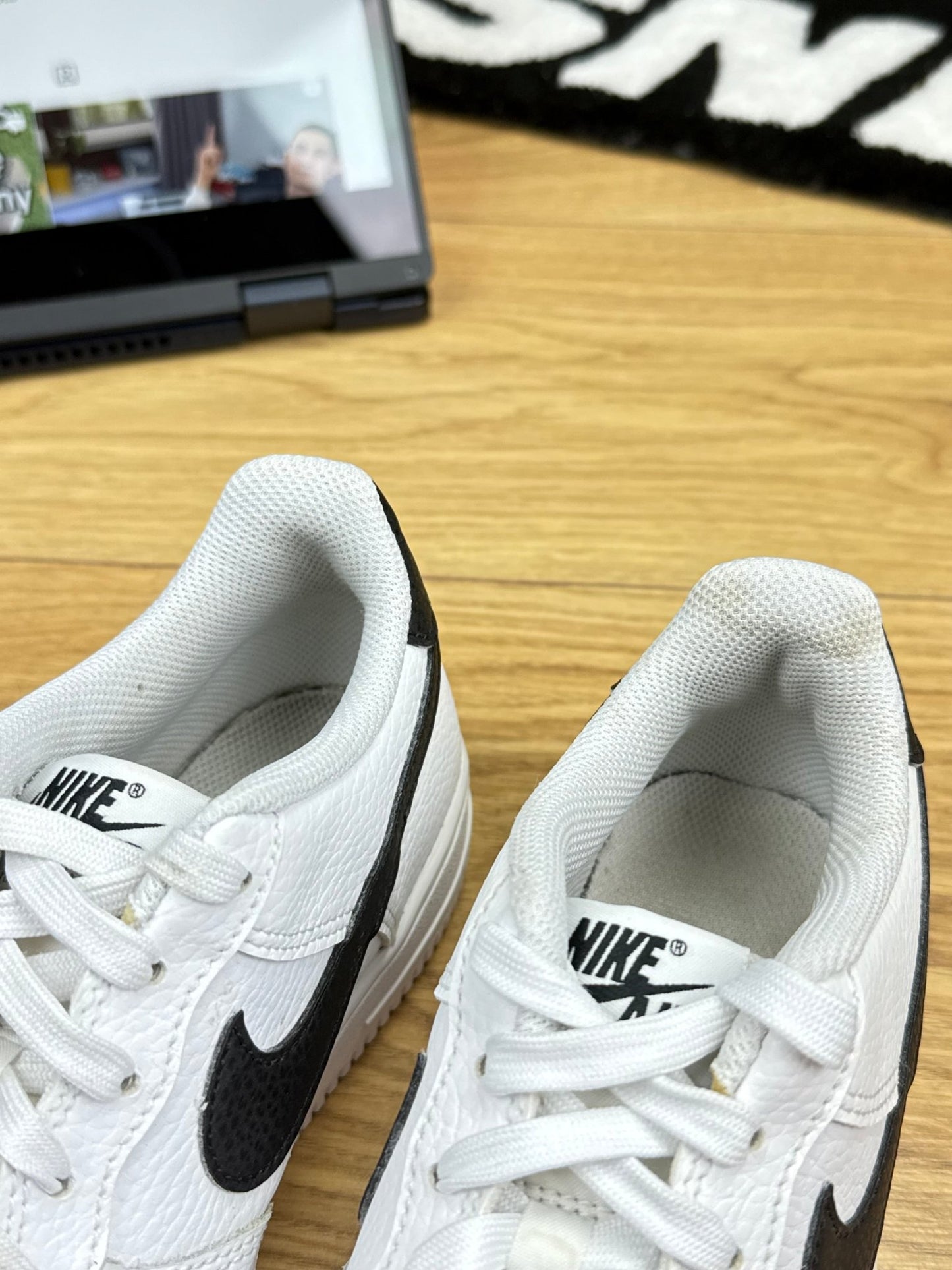 Nike Air Force 1 Low (37.5)