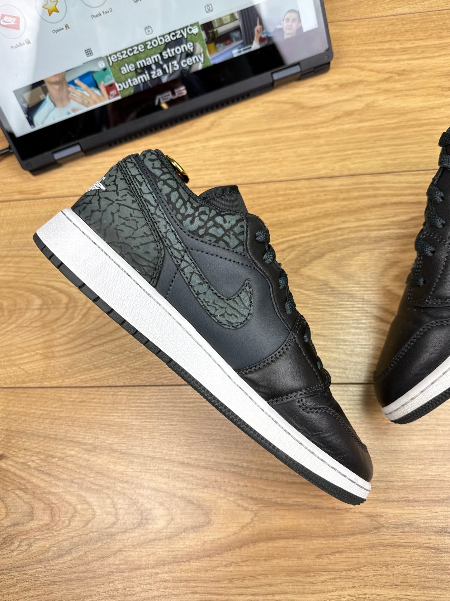 Nike Air Jordan 1 Low (40)