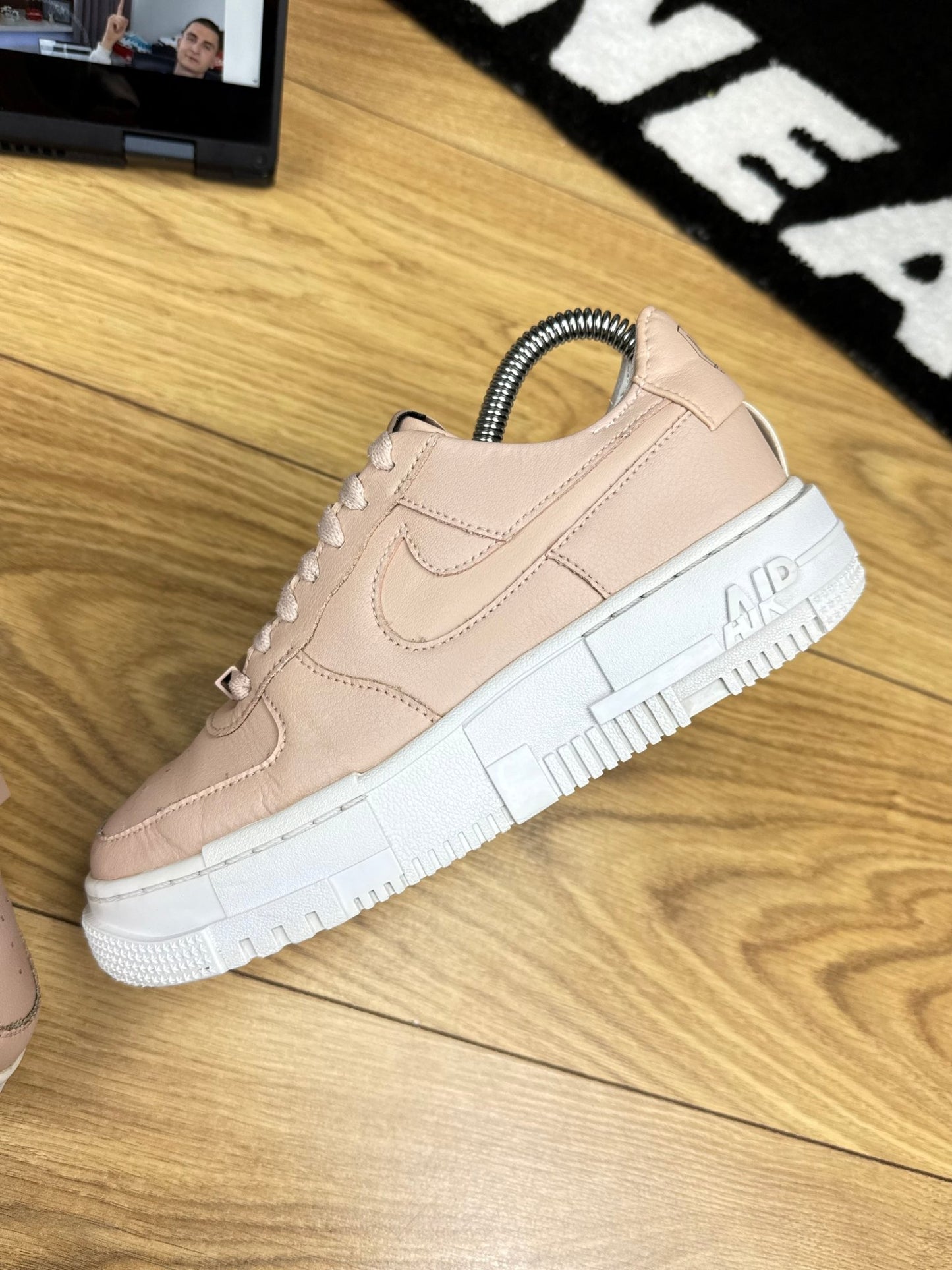 Nike Air Force 1 Pixel (36.5)