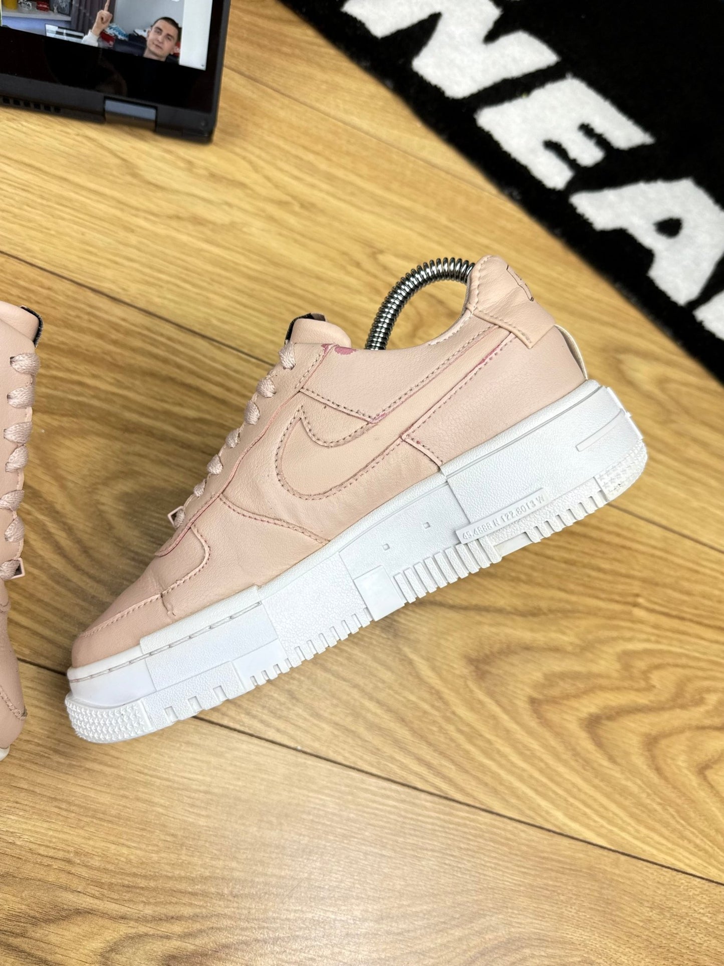 Nike Air Force 1 Pixel (36.5)