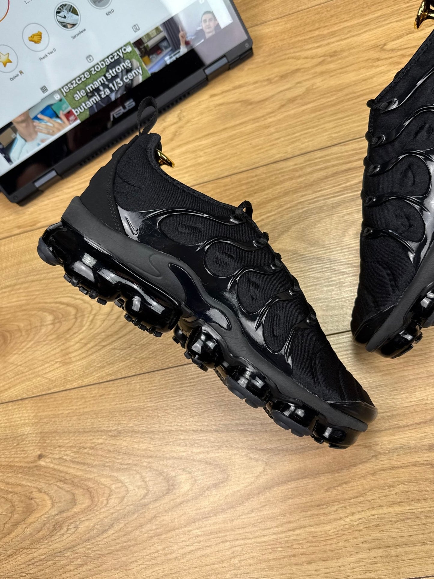 Nike Air Vapormax Plus (41)