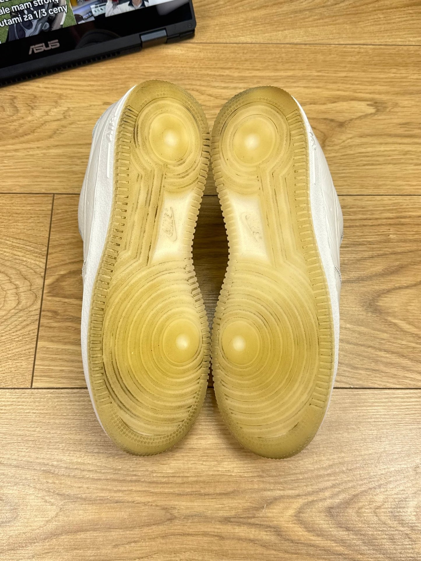 Nike Air Force 1 Low (42)