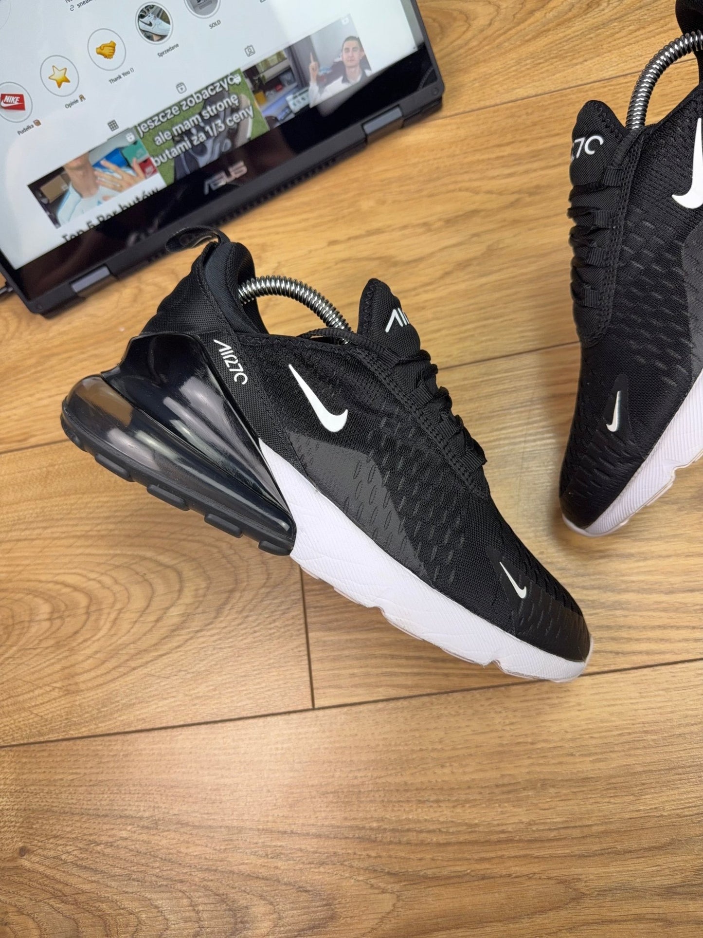 Nike Air Max 270 (40)