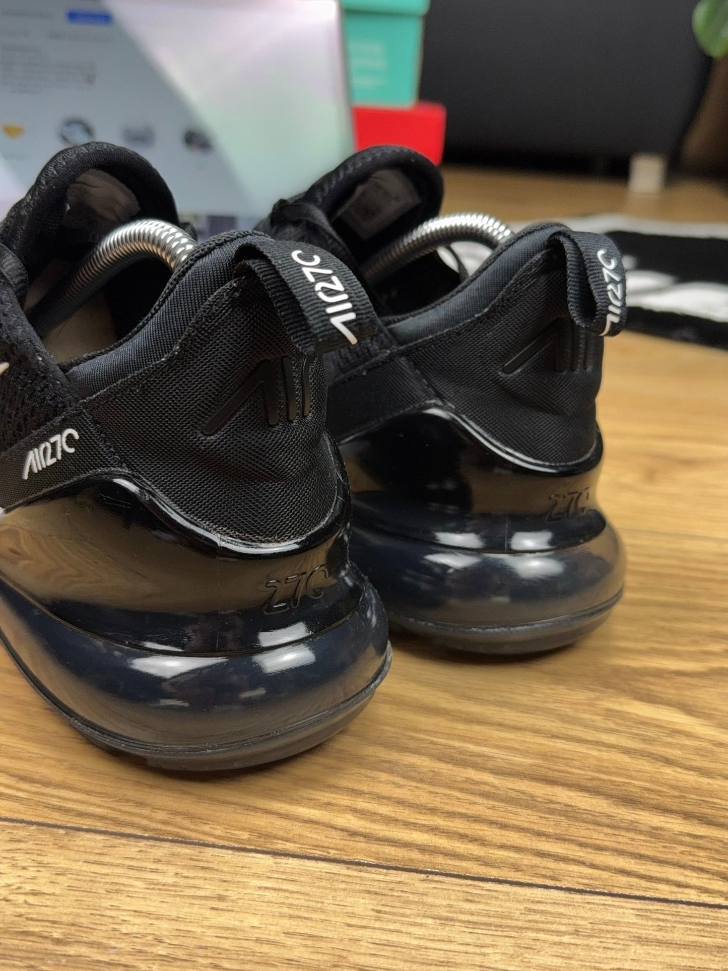 Nike Air Max 270 (40)