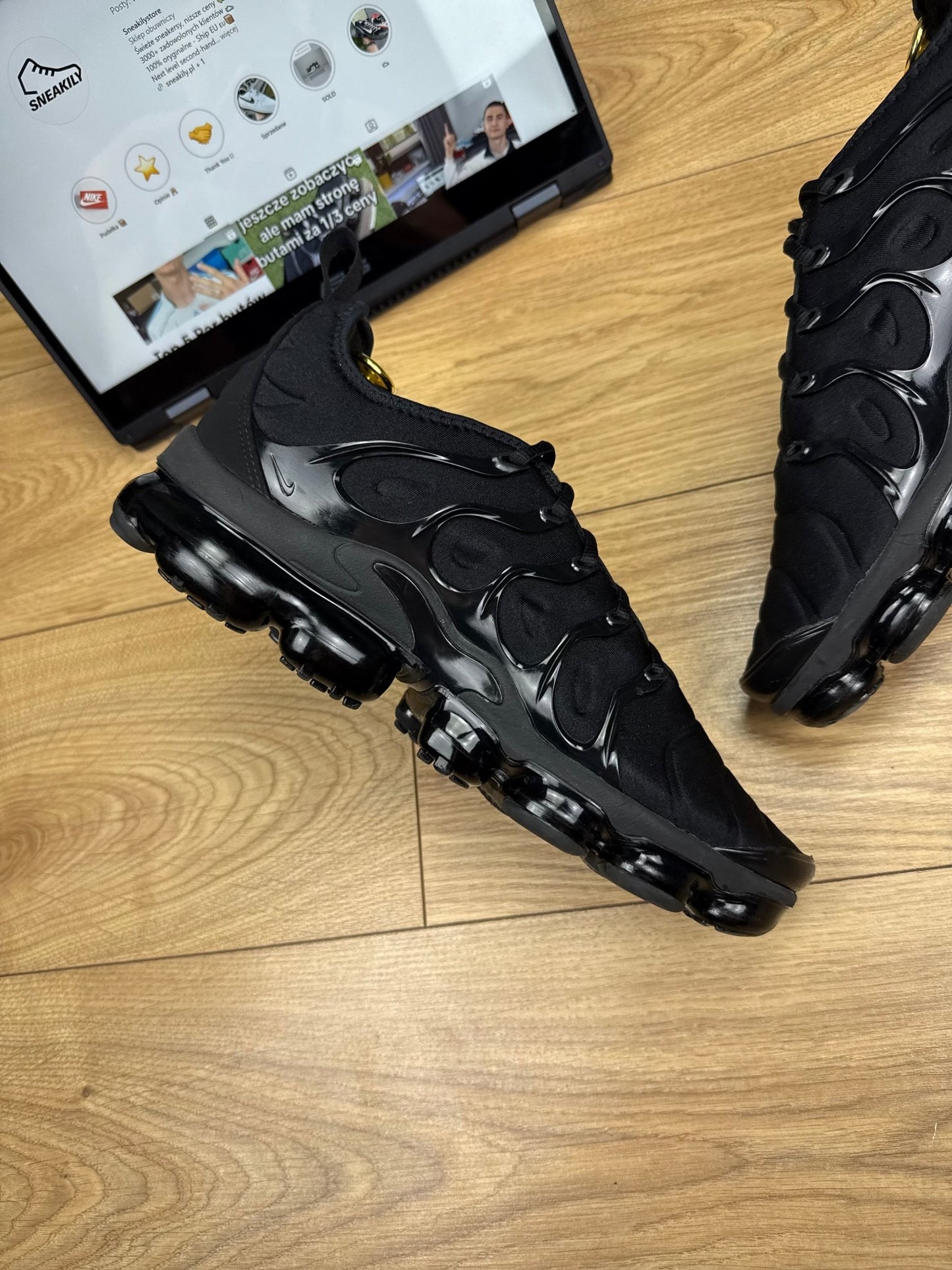 Nike Air Vapormax Plus (44.5)