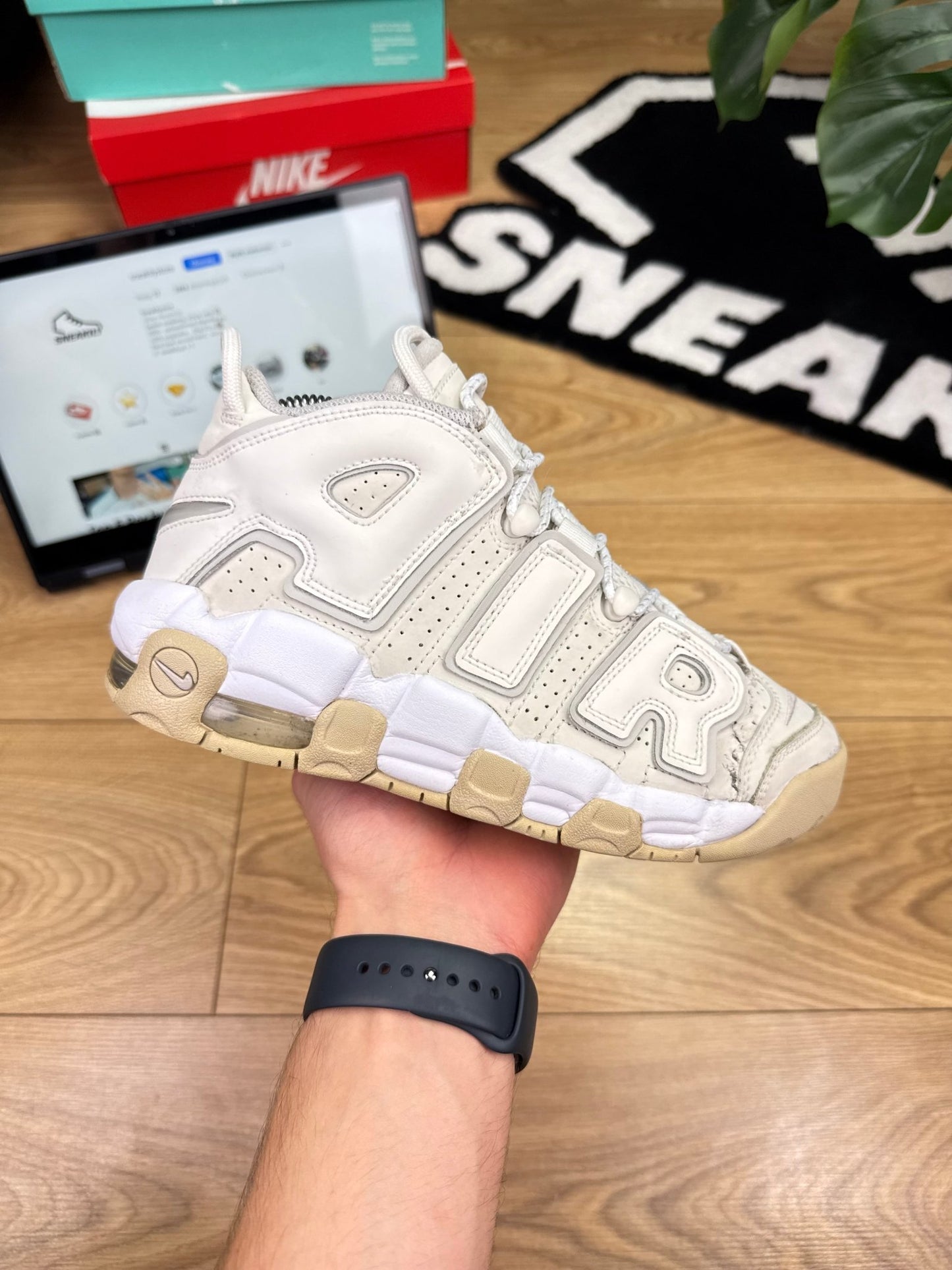 Nike Air More Uptempo 96 (37.5)