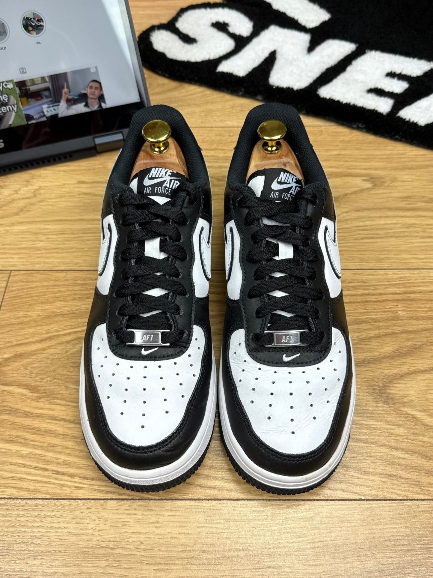 Nike Air Force 1 Low (40.5)