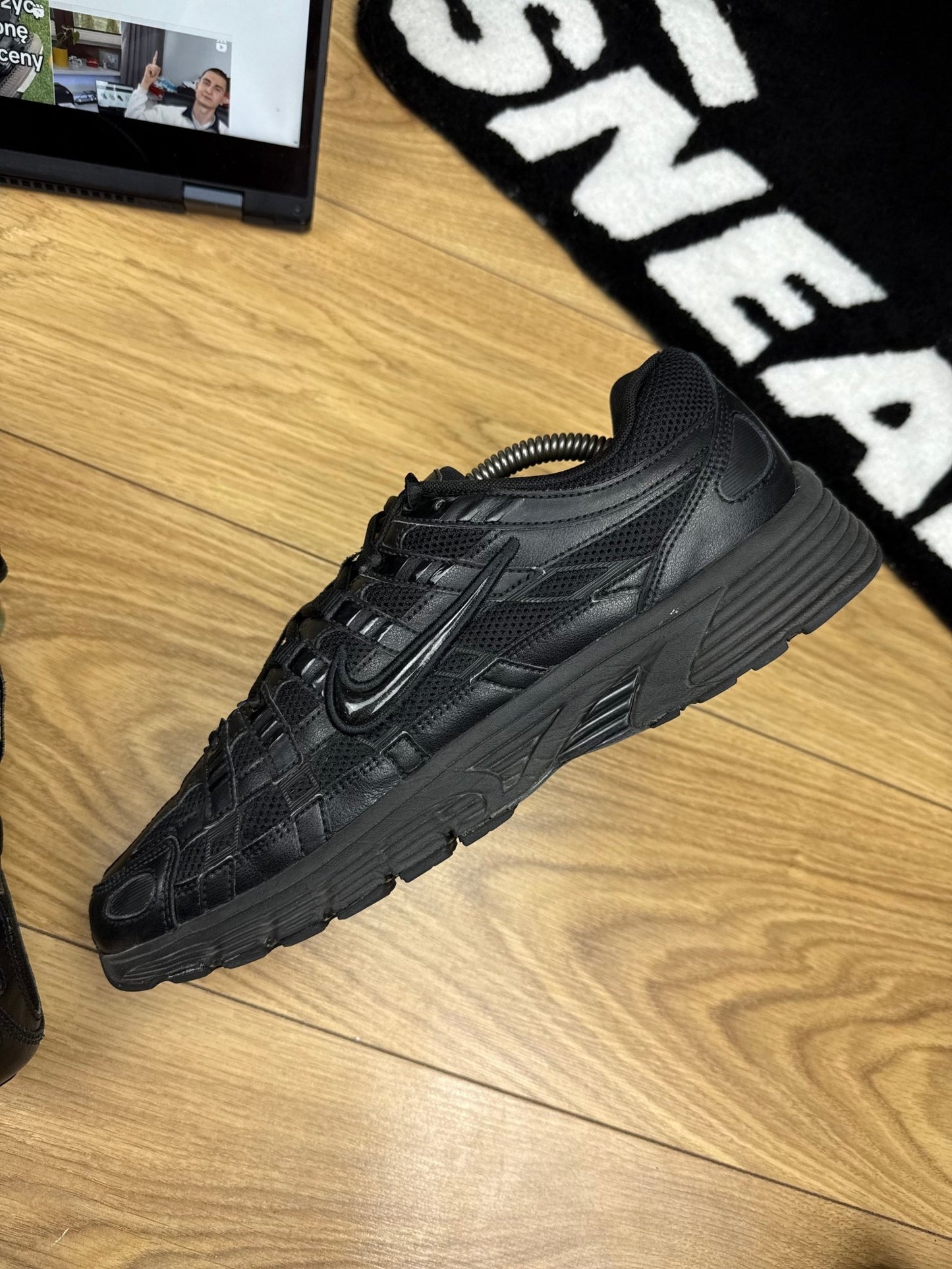 Nike P-6000 (44.5)