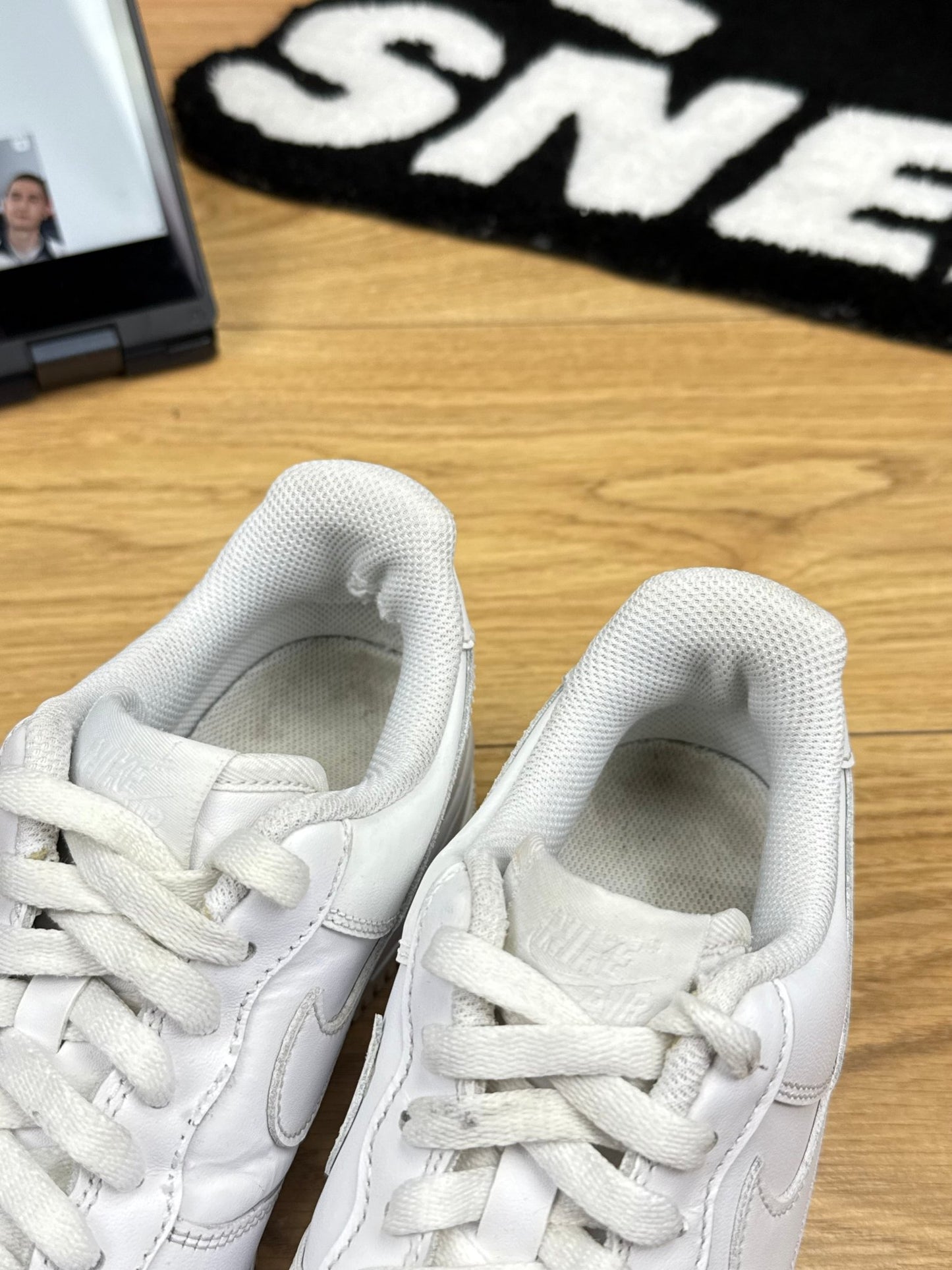 Nike Air Force 1 Low (38.5)