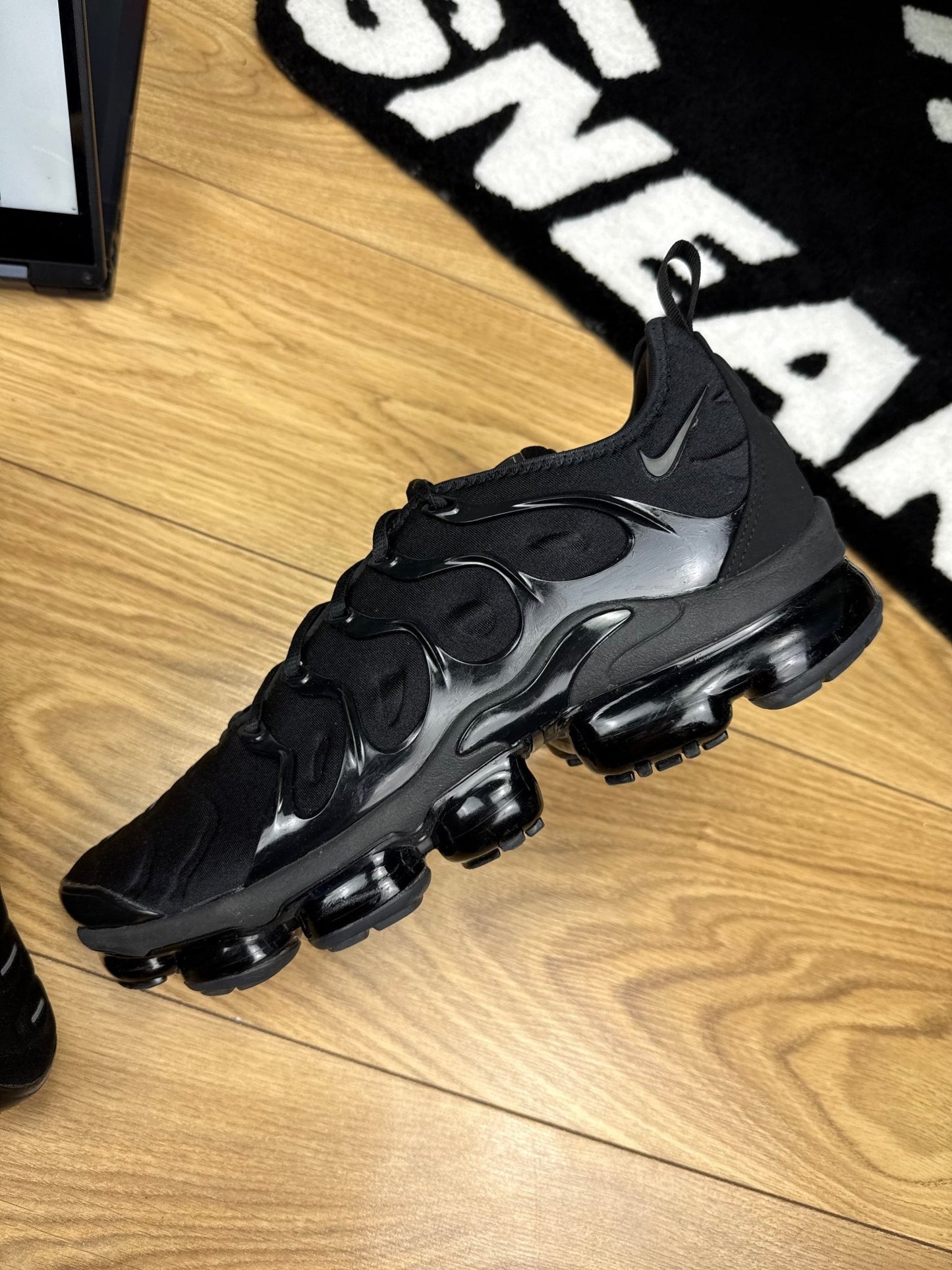 Nike Air Vapormax Plus (45.5)