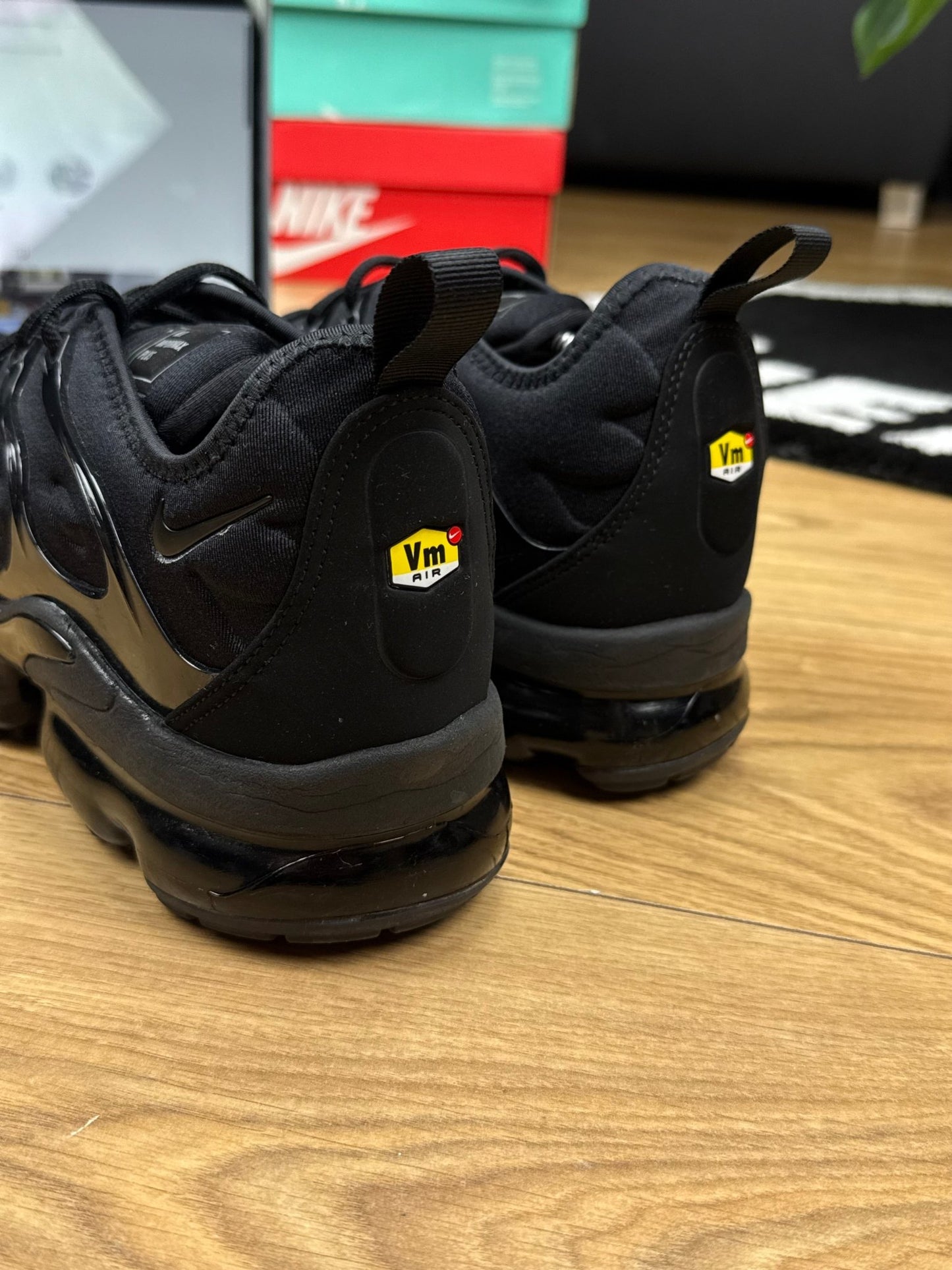 Nike Air Vapormax Plus (45.5)
