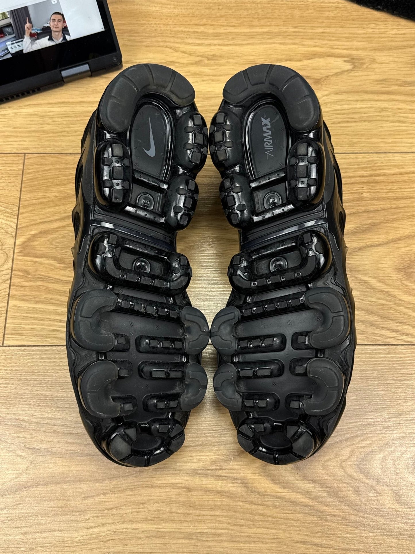 Nike Air Vapormax Plus (45.5)