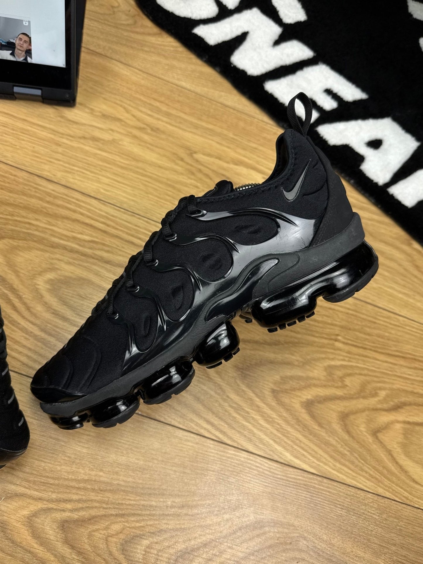 Nike Air Vapormax Plus (43)