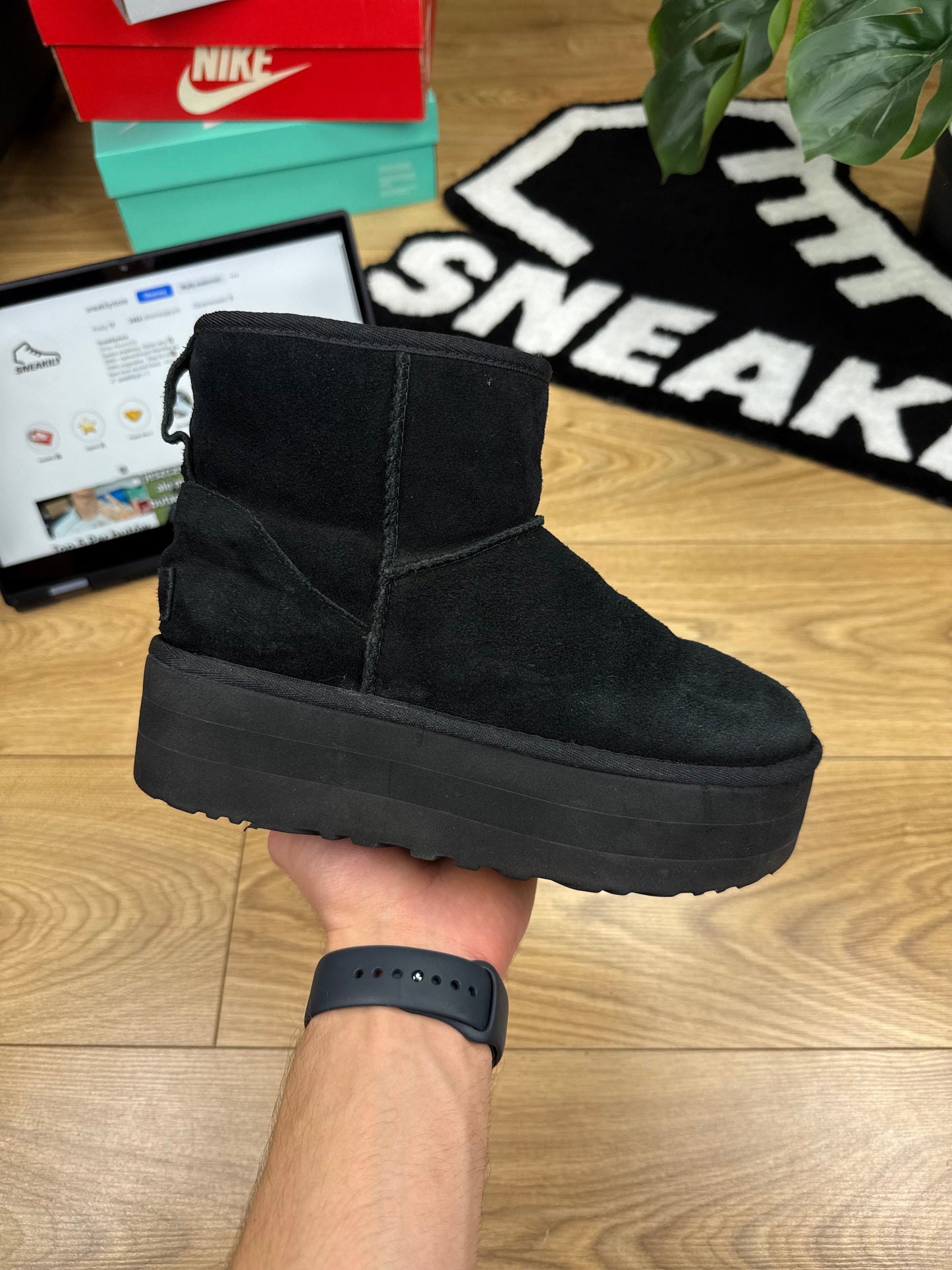 UGG Classic Mini Platform (38)