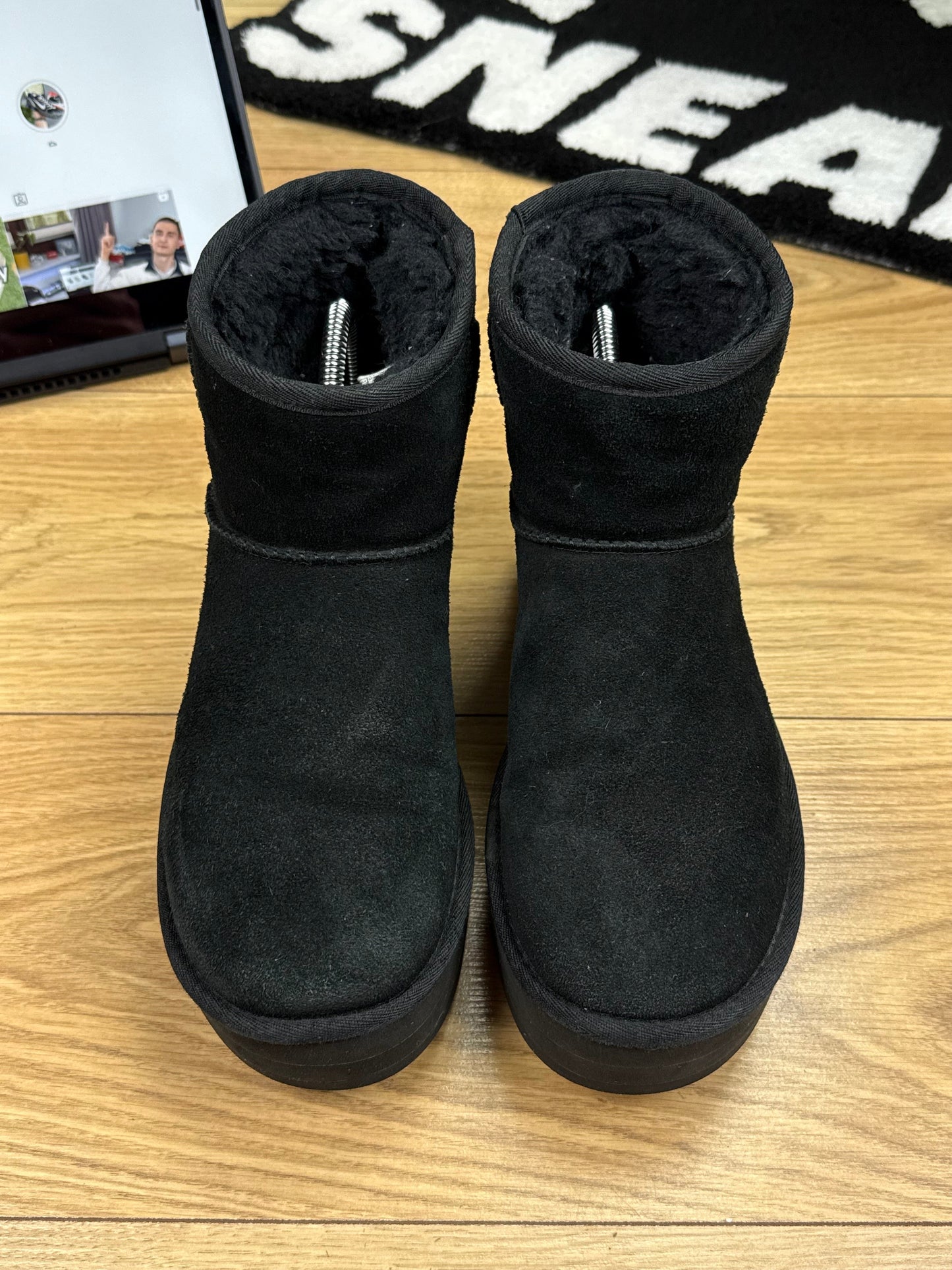 UGG Classic Mini Platform (38)