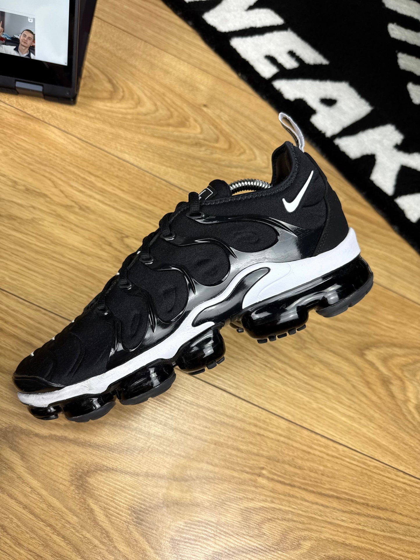 Nike Air Vapormax Plus (43)