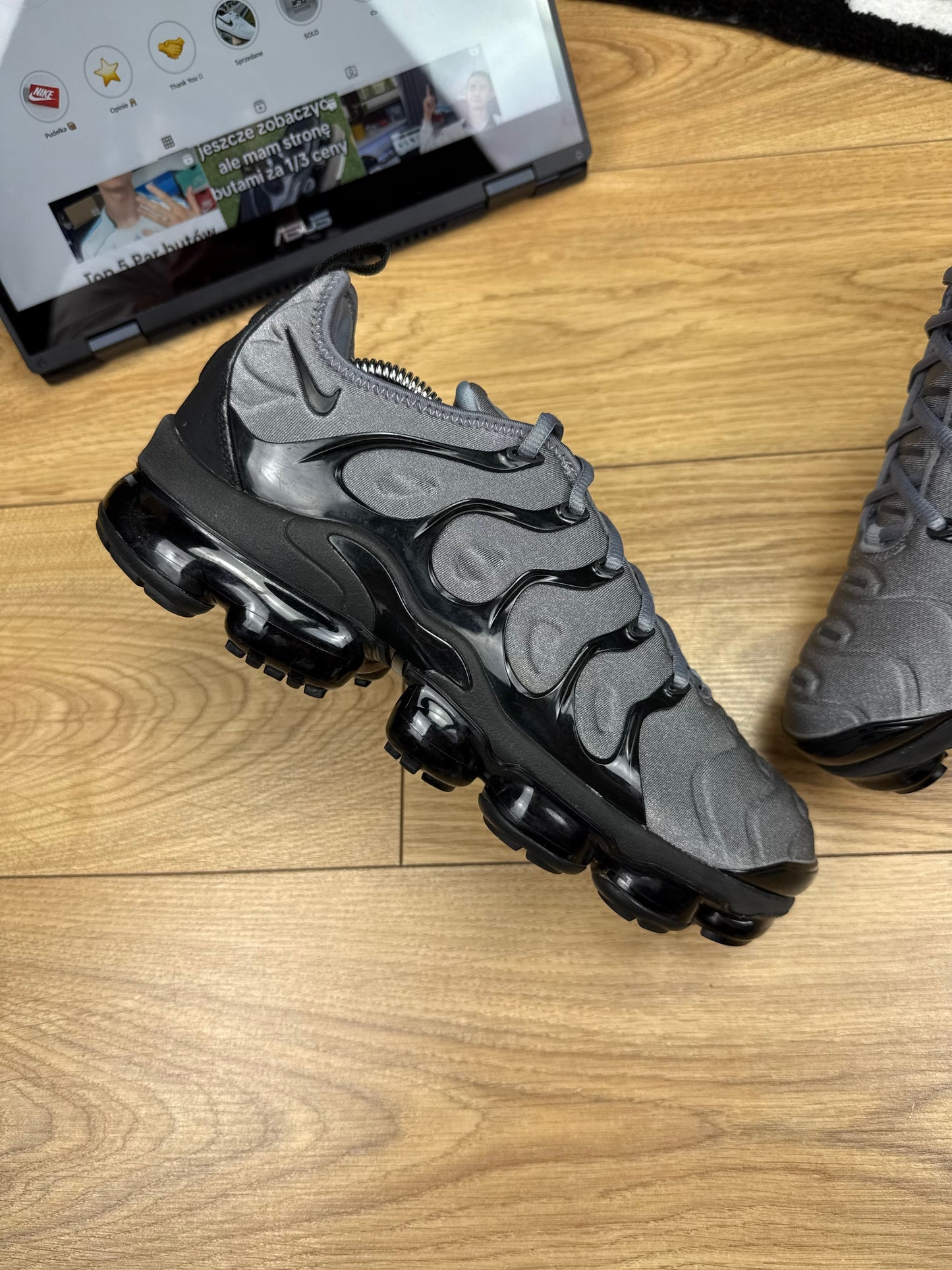 Nike Air Vapormax Plus (43)