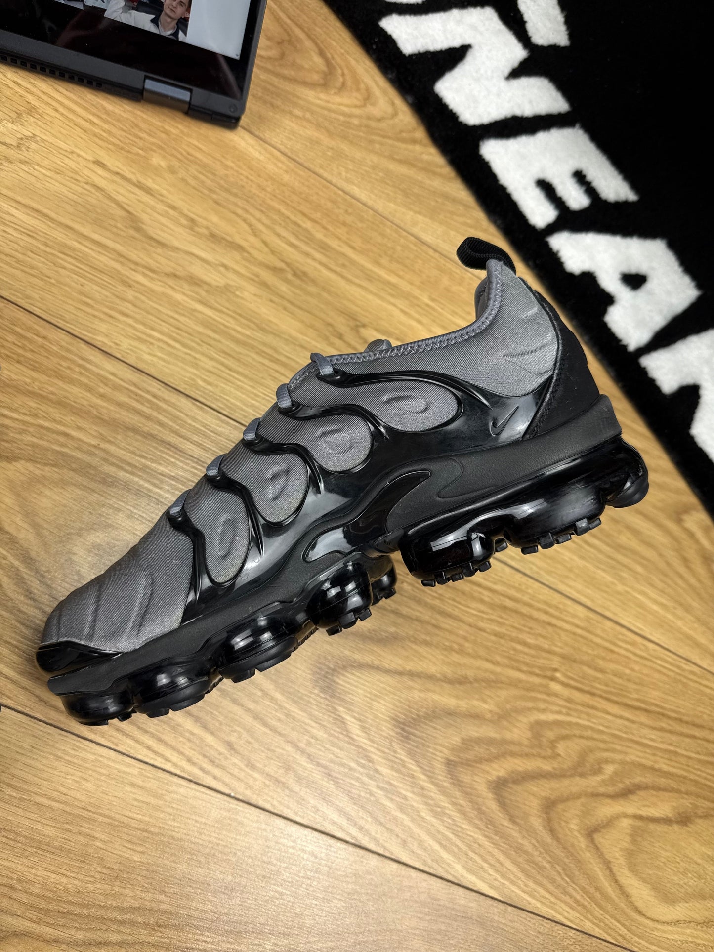Nike Air Vapormax Plus (43)