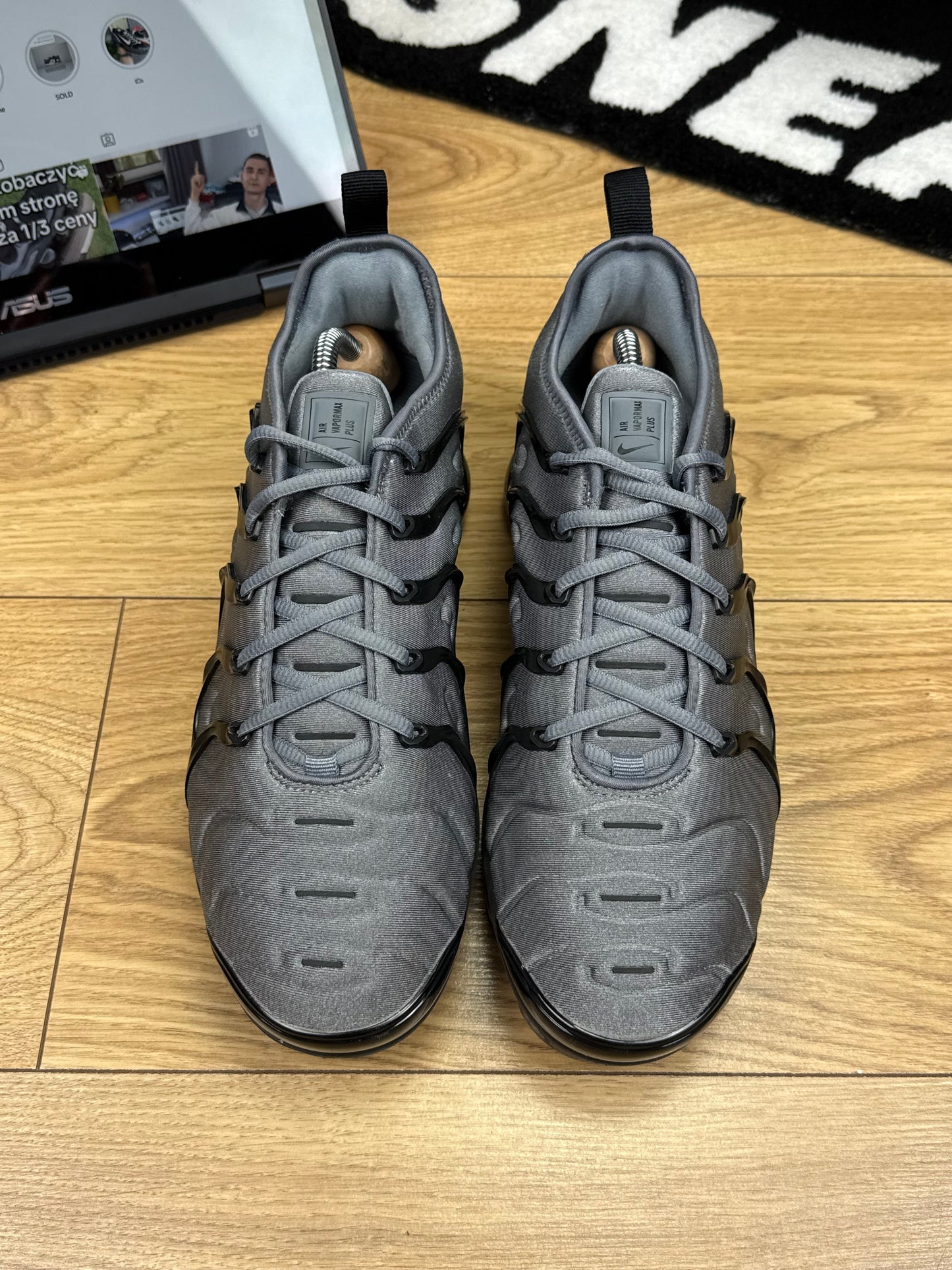 Nike Air Vapormax Plus (43)