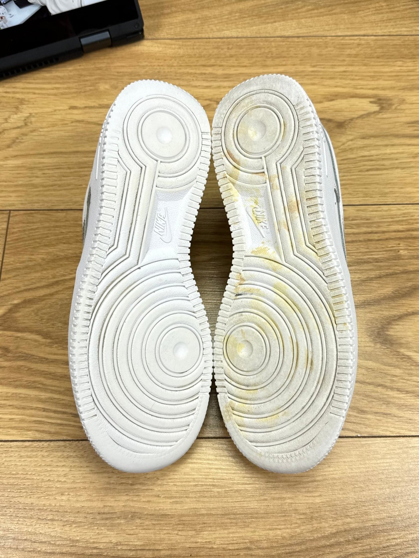 Nike Air Force 1 Low (38)