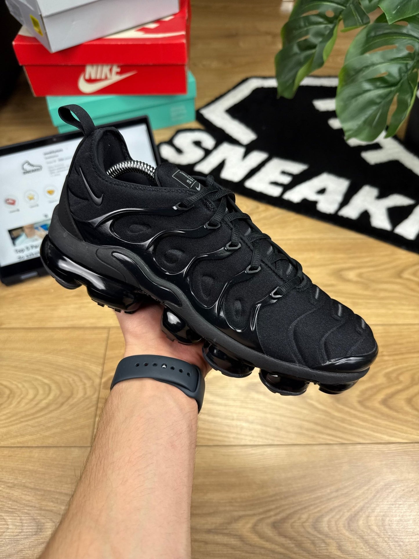 Nike Air Vapormax Plus (43)