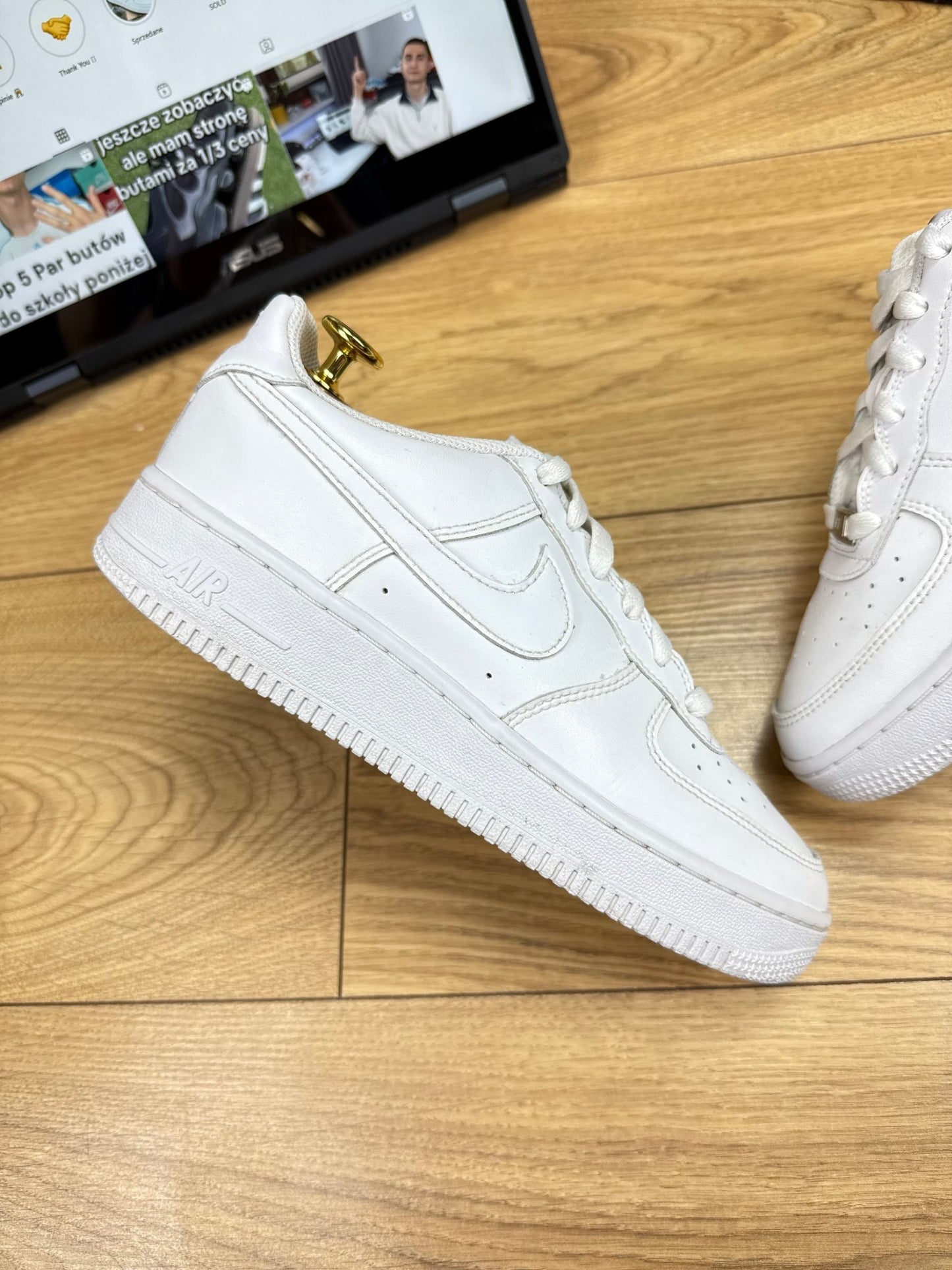 Nike Air Force 1 Low (37.5)