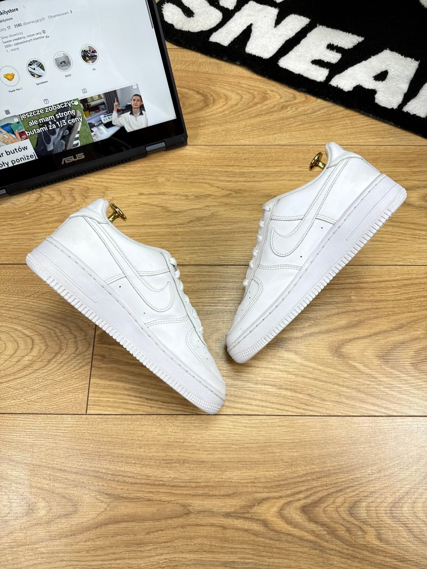 Nike Air Force 1 Low (37.5)