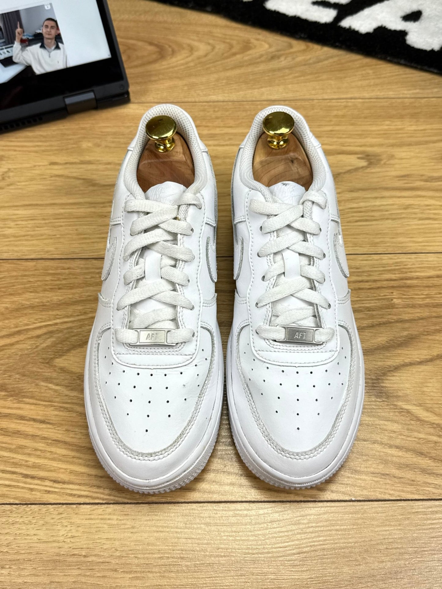 Nike Air Force 1 Low (37.5)