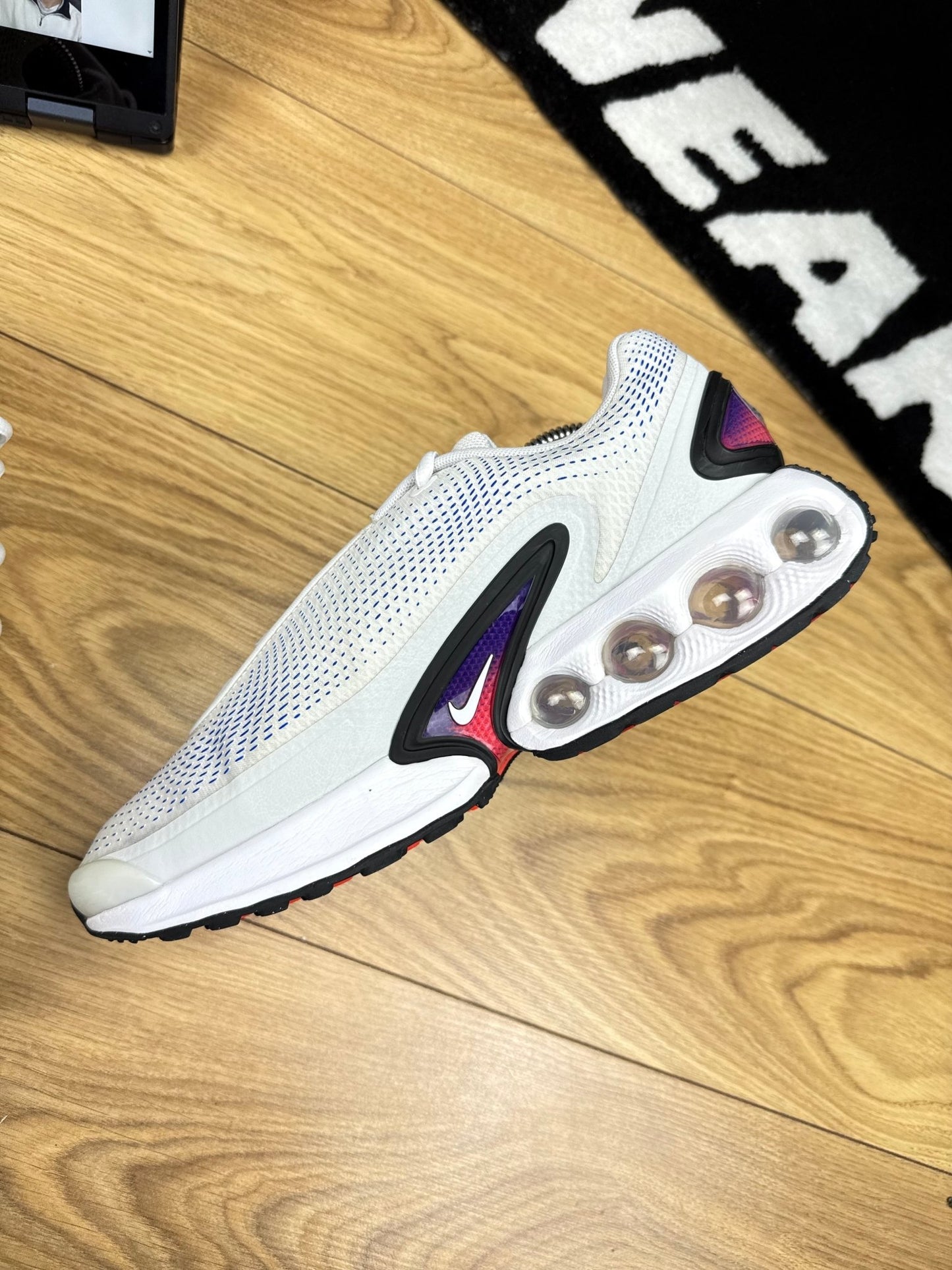 Nike Air Max DN (44)