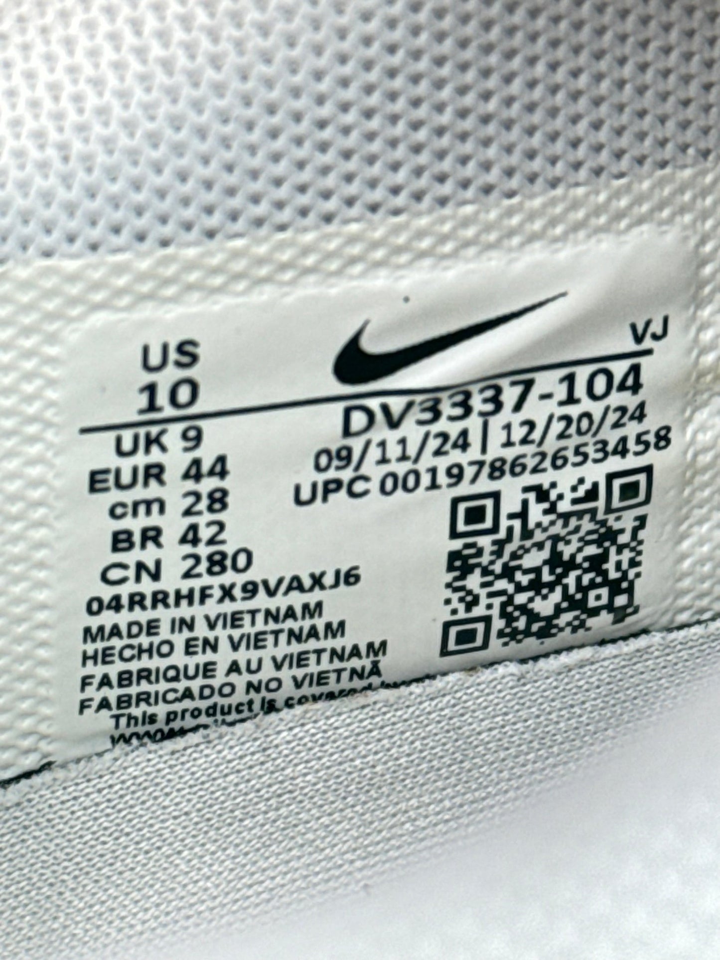 Nike Air Max DN (44)