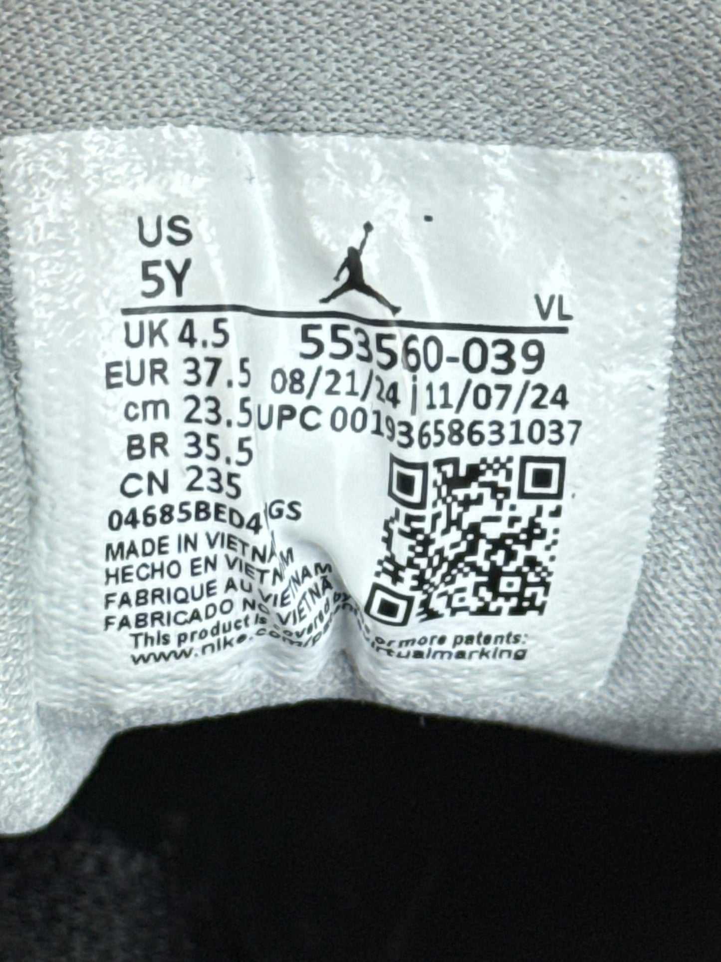 Nike Air Jordan 1 Low (37.5)