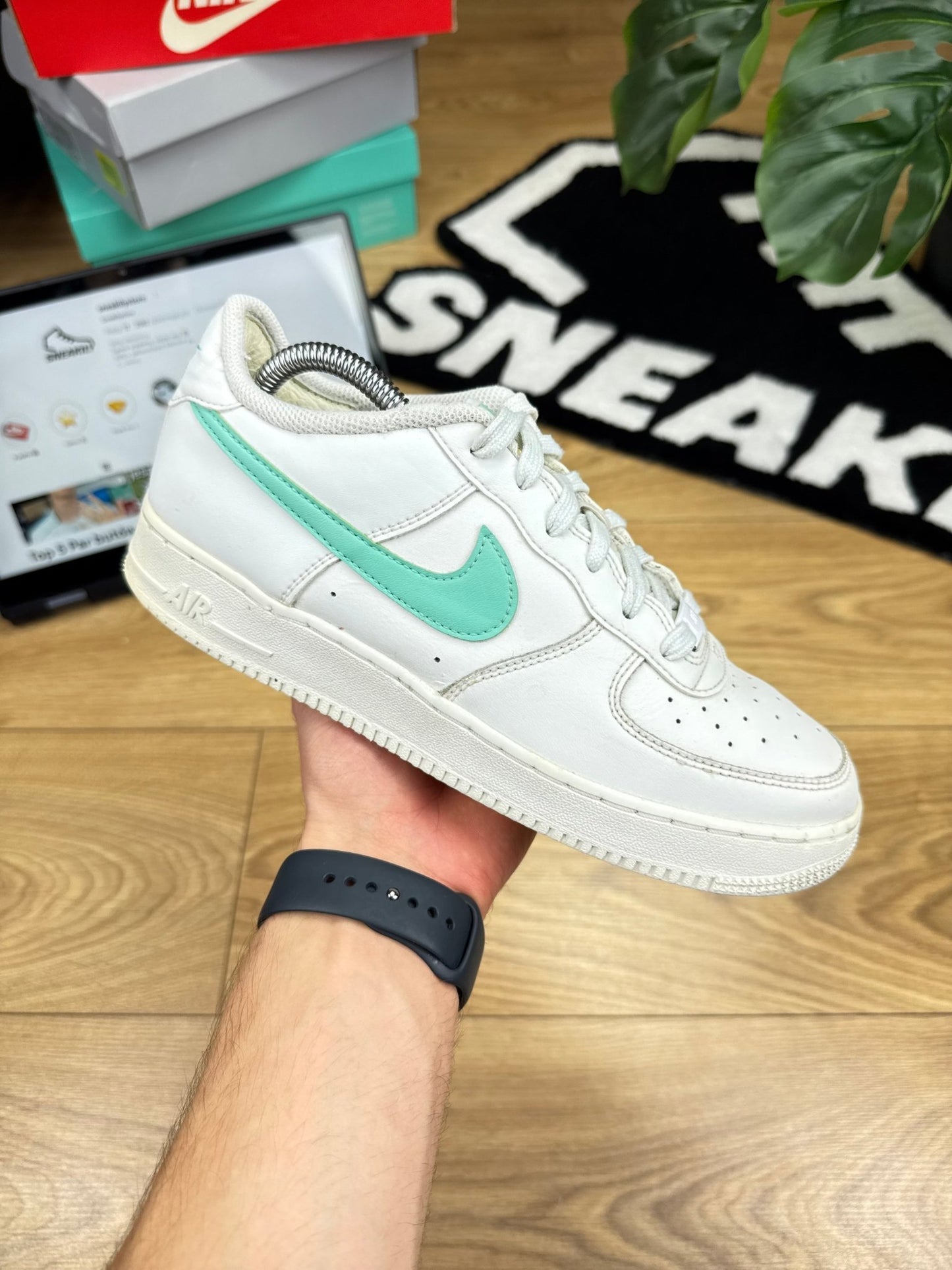 Nike Air Force 1 Low (40)