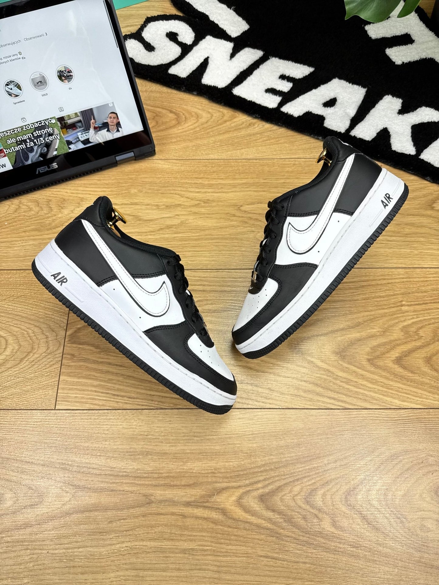 Nike Air Force 1 Low (40)